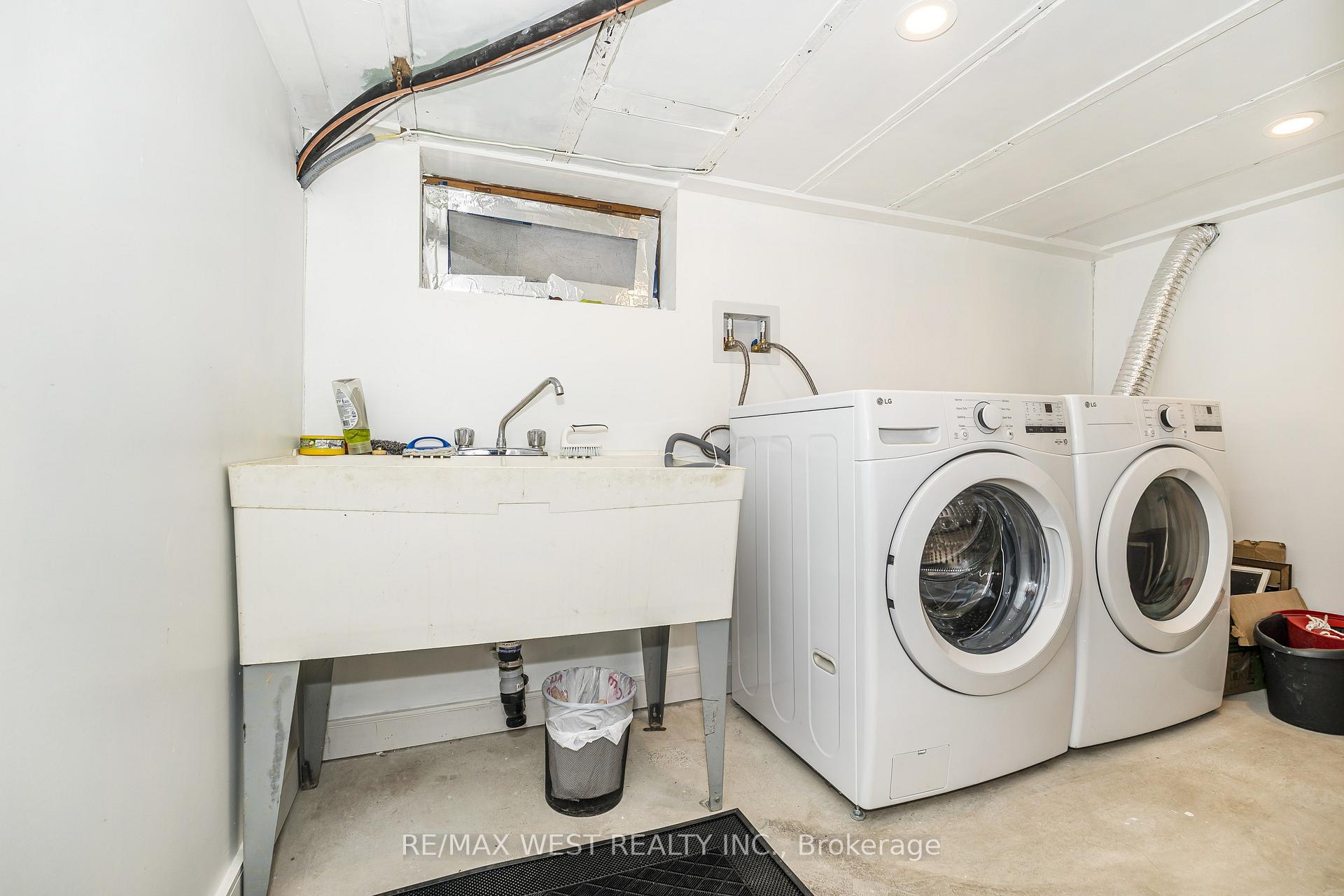 Photo 17 of 83 Scott Road, Toronto, Keelesdale-Eglinton West — HOMEH