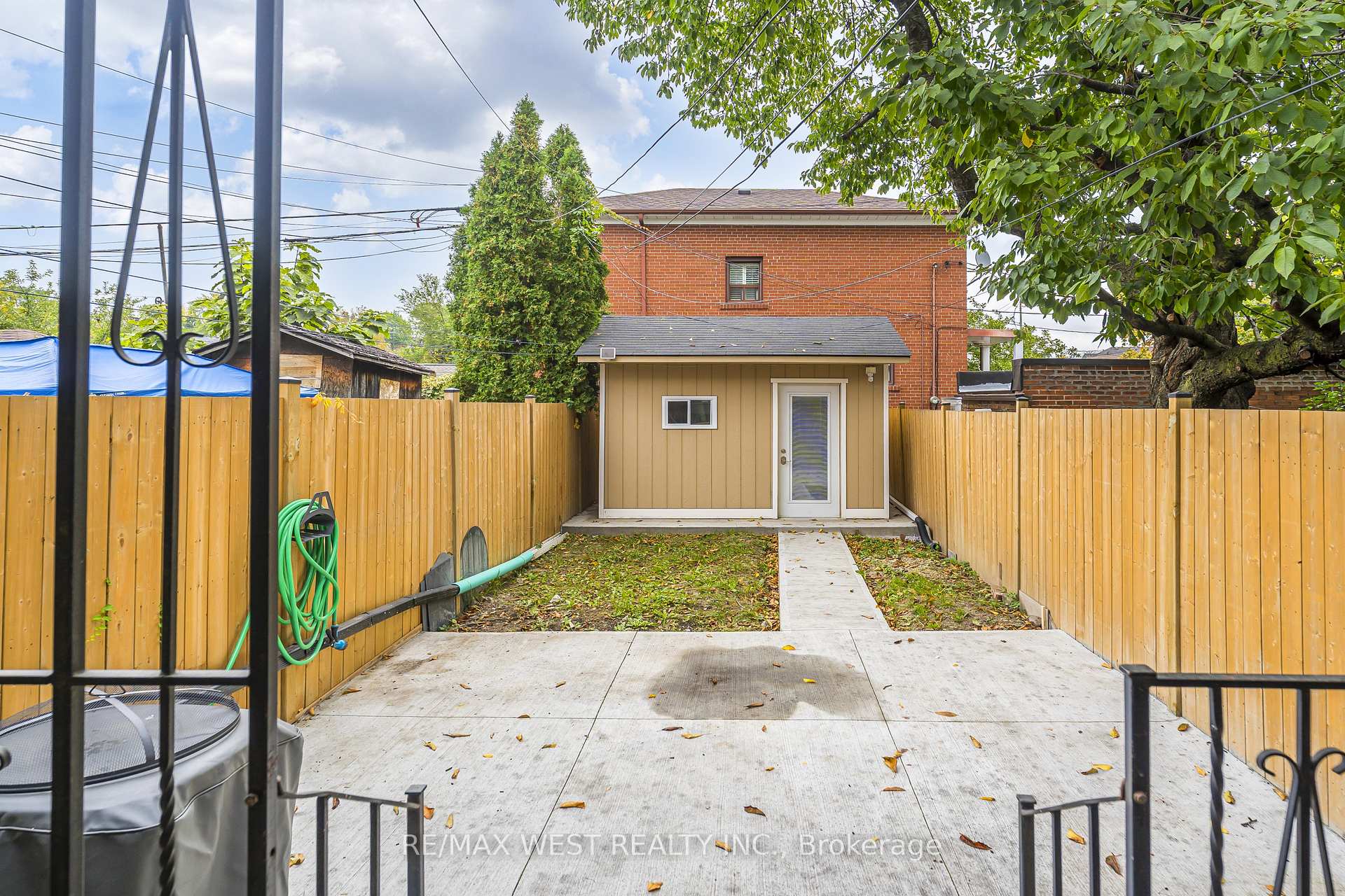 Photo 20 of 83 Scott Road, Toronto, Keelesdale-Eglinton West — HOMEH