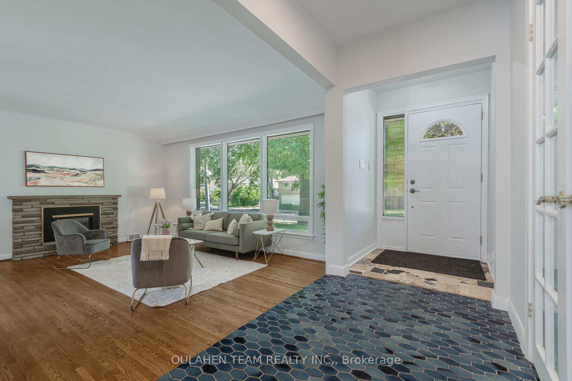 Photo 7 of 55 Foxwarren Drive, North York, Bayview Village — HOMEH