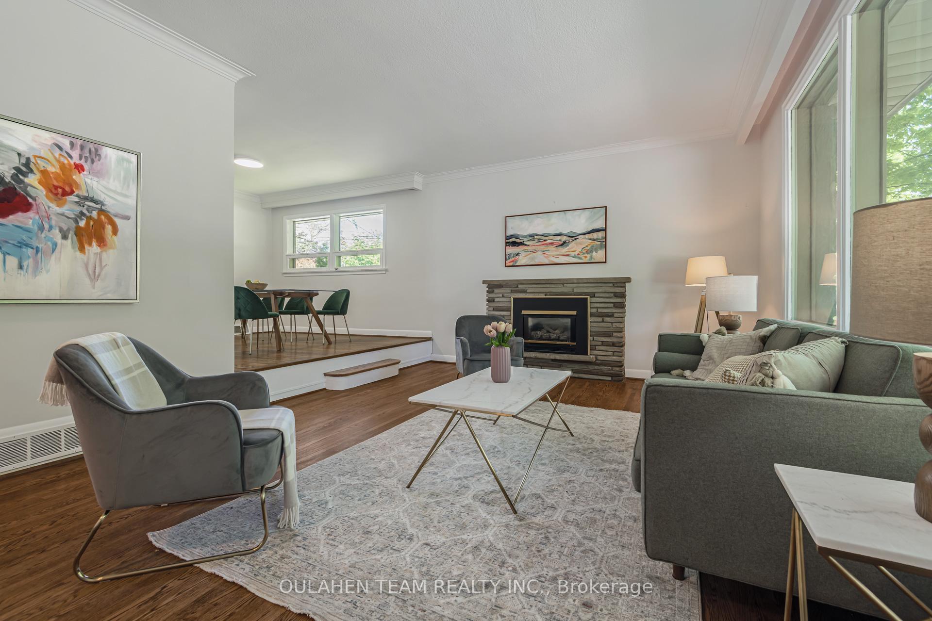 Photo 10 of 55 Foxwarren Drive, North York, Bayview Village — HOMEH