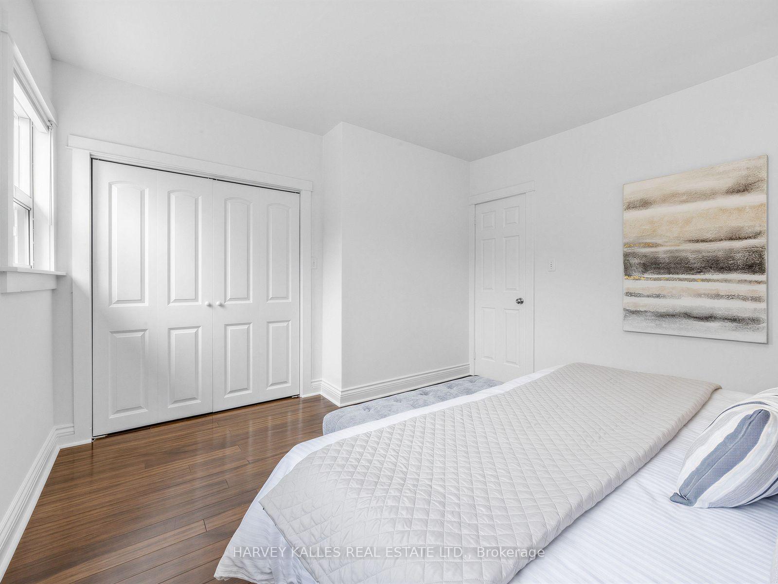 Photo 21 of 4 Kenrae Road, Toronto, Leaside — HOMEH