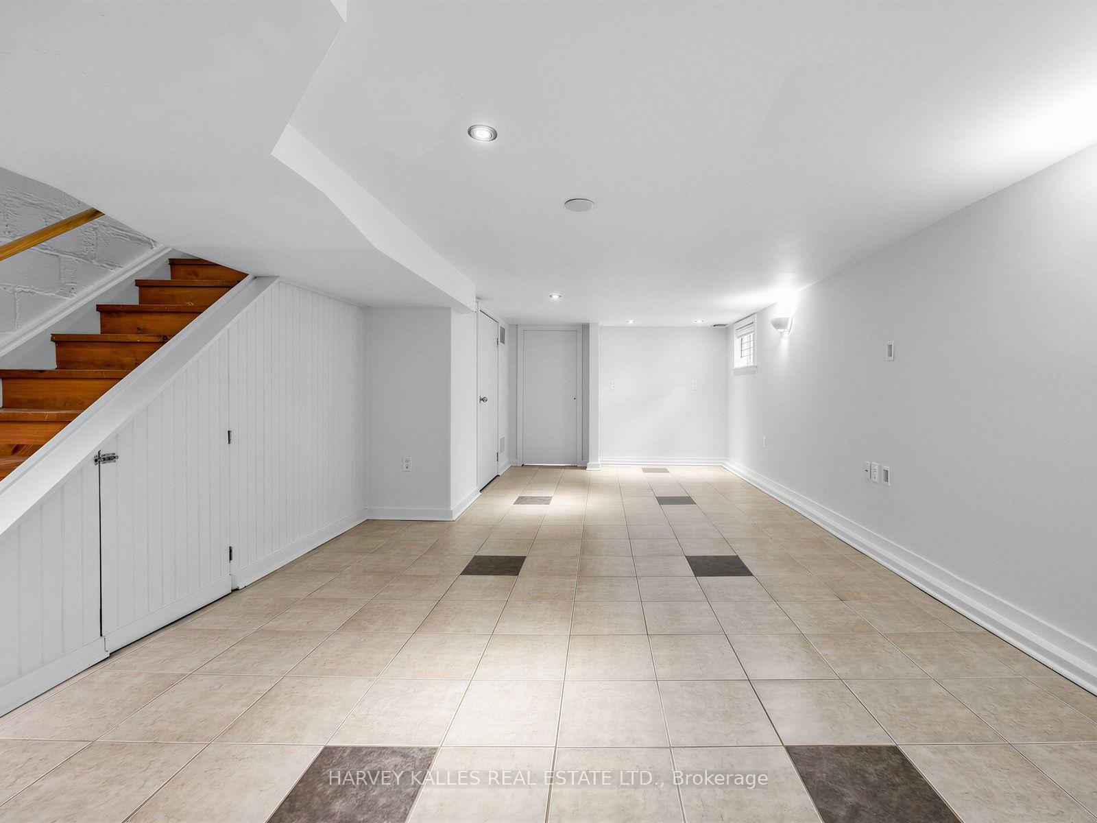 Photo 25 of 4 Kenrae Road, Toronto, Leaside — HOMEH