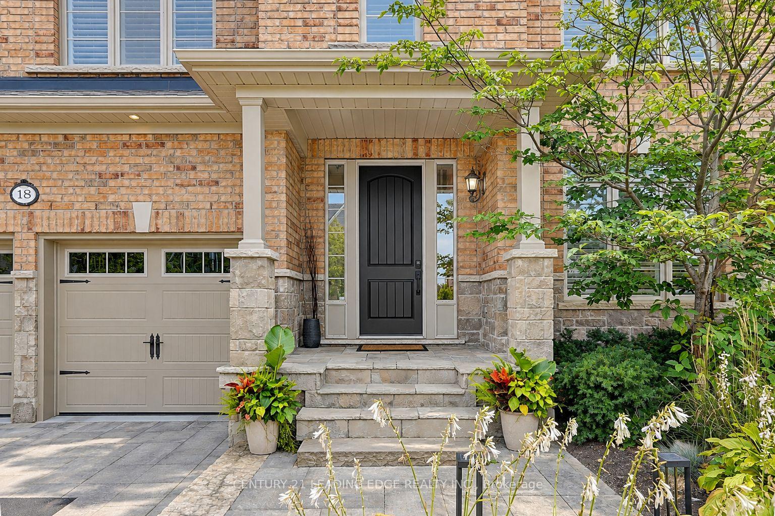 Photo 2 of 18 Pheasant Drive, Richmond Hill, Oak Ridges — HOMEH