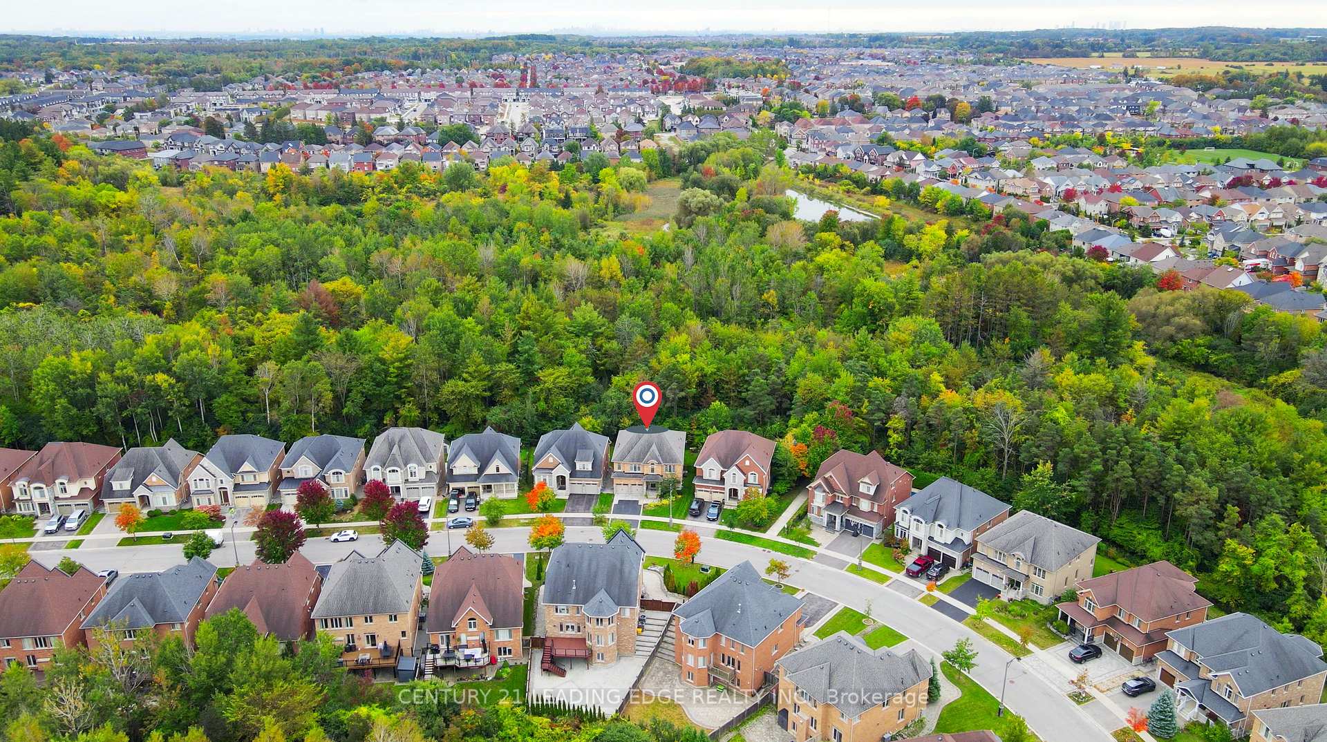 Photo 5 of 18 Pheasant Drive, Richmond Hill, Oak Ridges — HOMEH