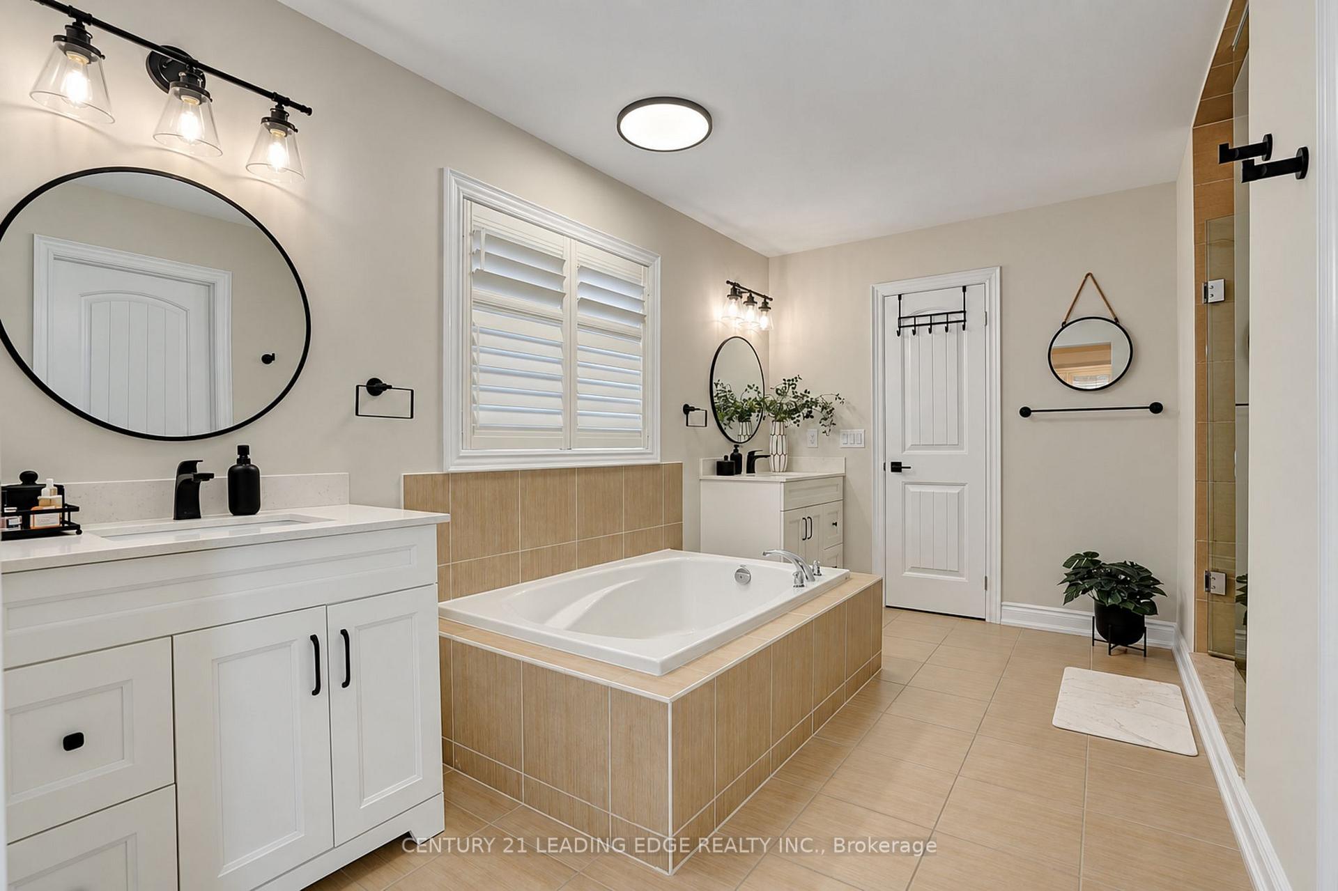 Photo 38 of 18 Pheasant Drive, Richmond Hill, Oak Ridges — HOMEH
