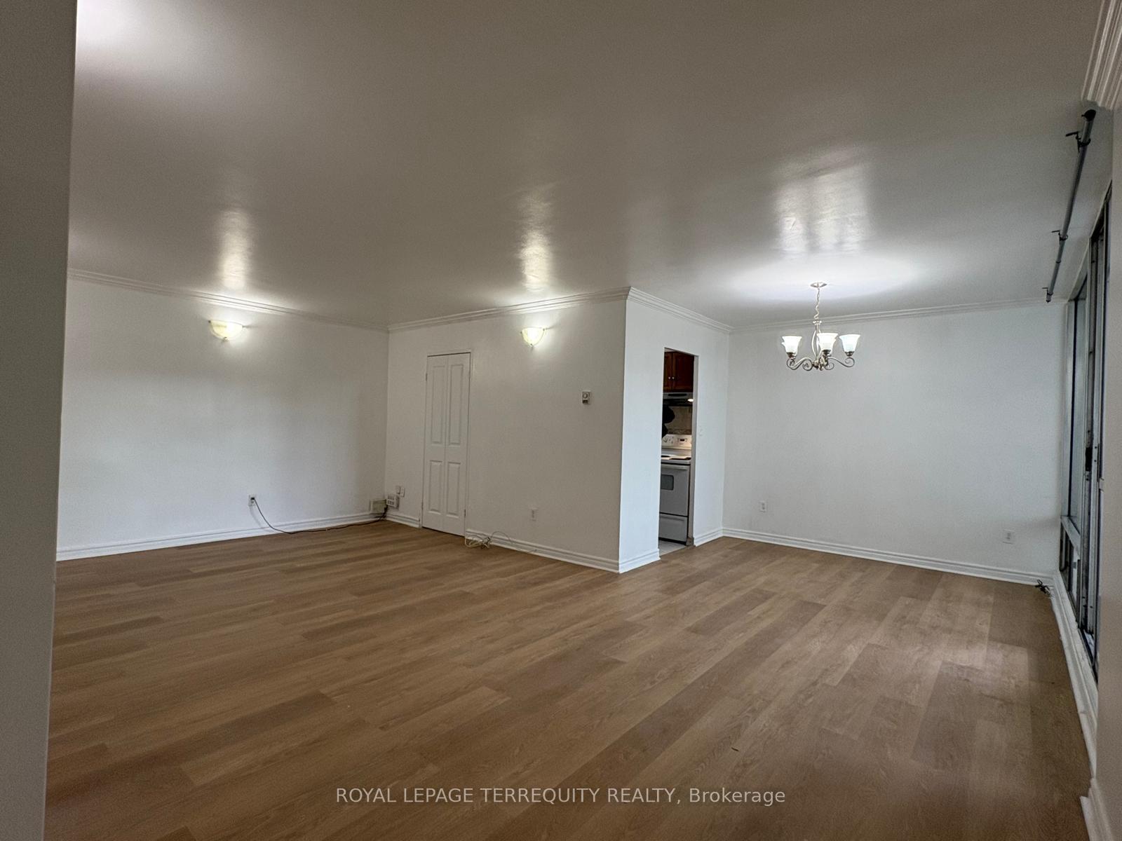 Photo 6 of Unit 309, 1 Massey Square, Toronto, Crescent Town — HOMEH