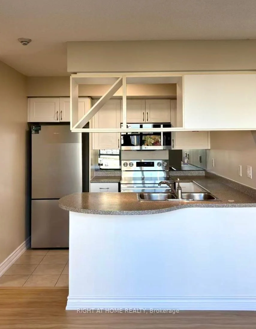 Photo 14 of Unit 607, 4090 Living Arts Drive, Mississauga, City Centre — HOMEH