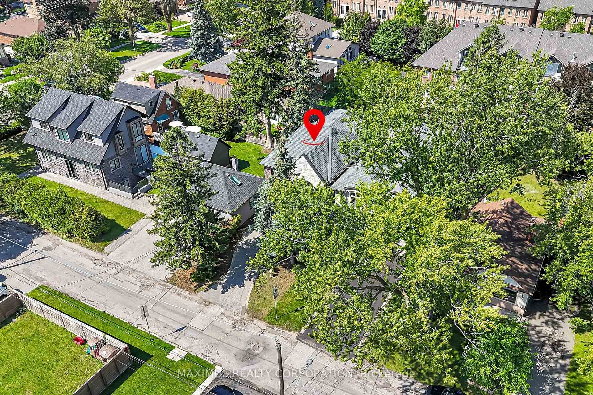 Photo 6 of 24 Brussels Street, Etobicoke, Stonegate-Queensway — HOMEH