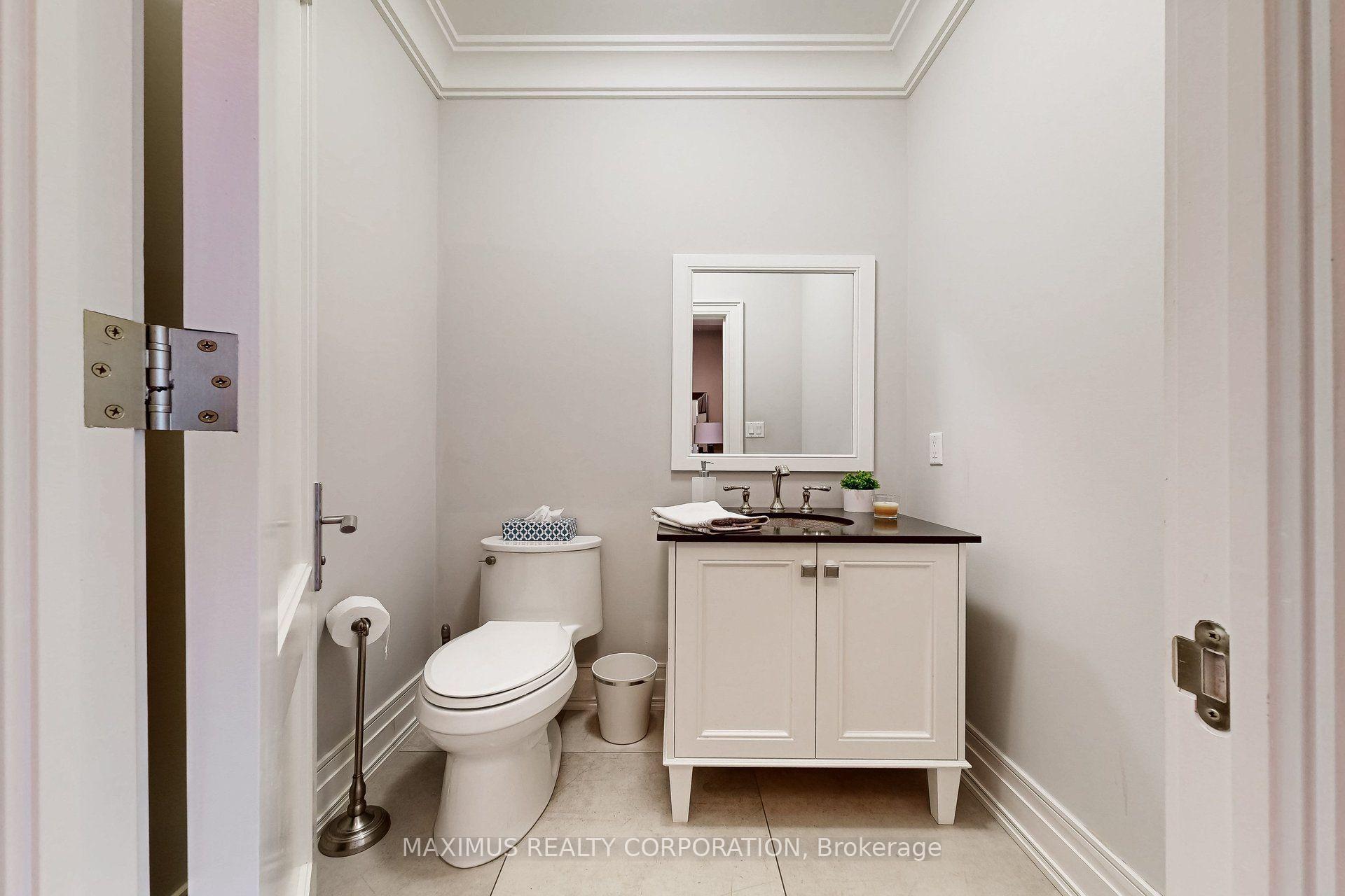Photo 11 of 24 Brussels Street, Etobicoke, Stonegate-Queensway — HOMEH