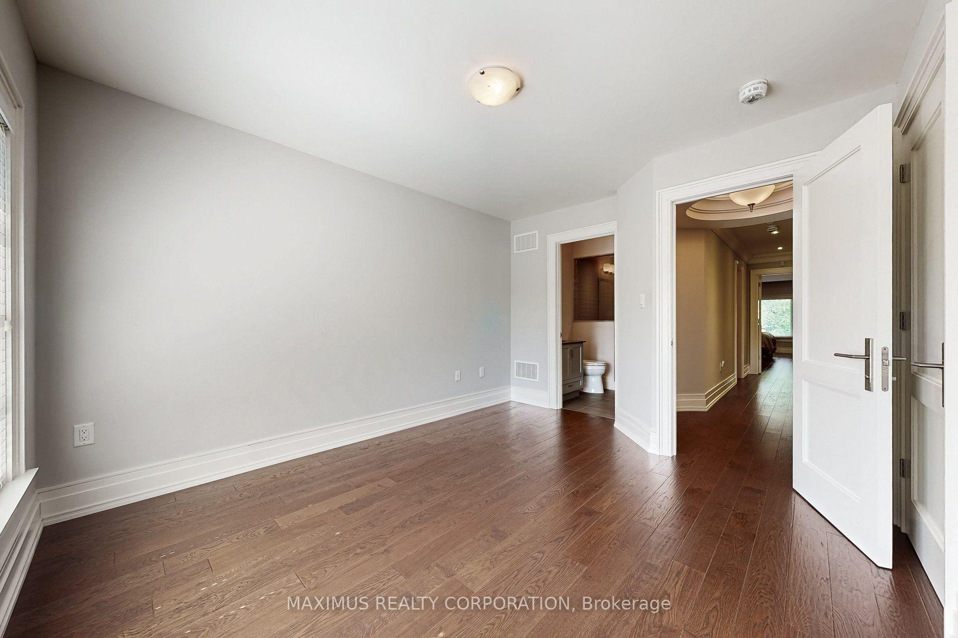 Photo 28 of 24 Brussels Street, Etobicoke, Stonegate-Queensway — HOMEH