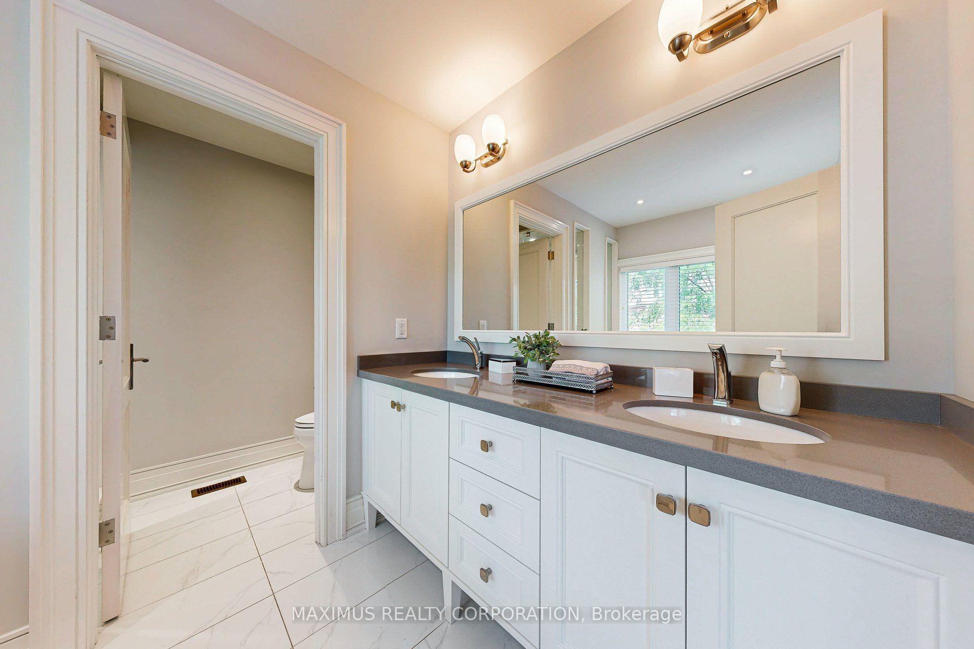 Photo 36 of 24 Brussels Street, Etobicoke, Stonegate-Queensway — HOMEH