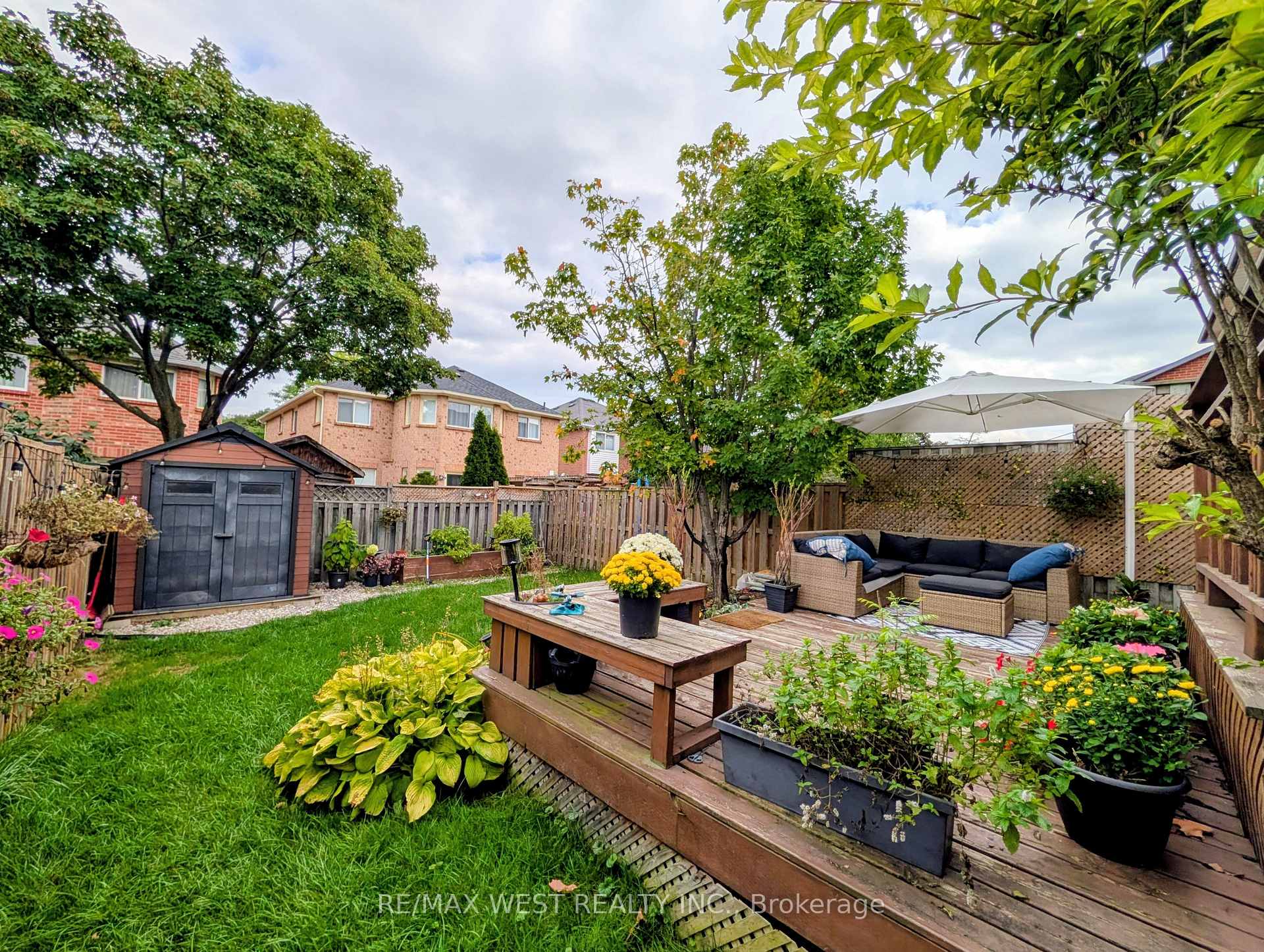 Photo 37 of 2213 Ridge Landing, Oakville, West Oak Trails — HOMEH