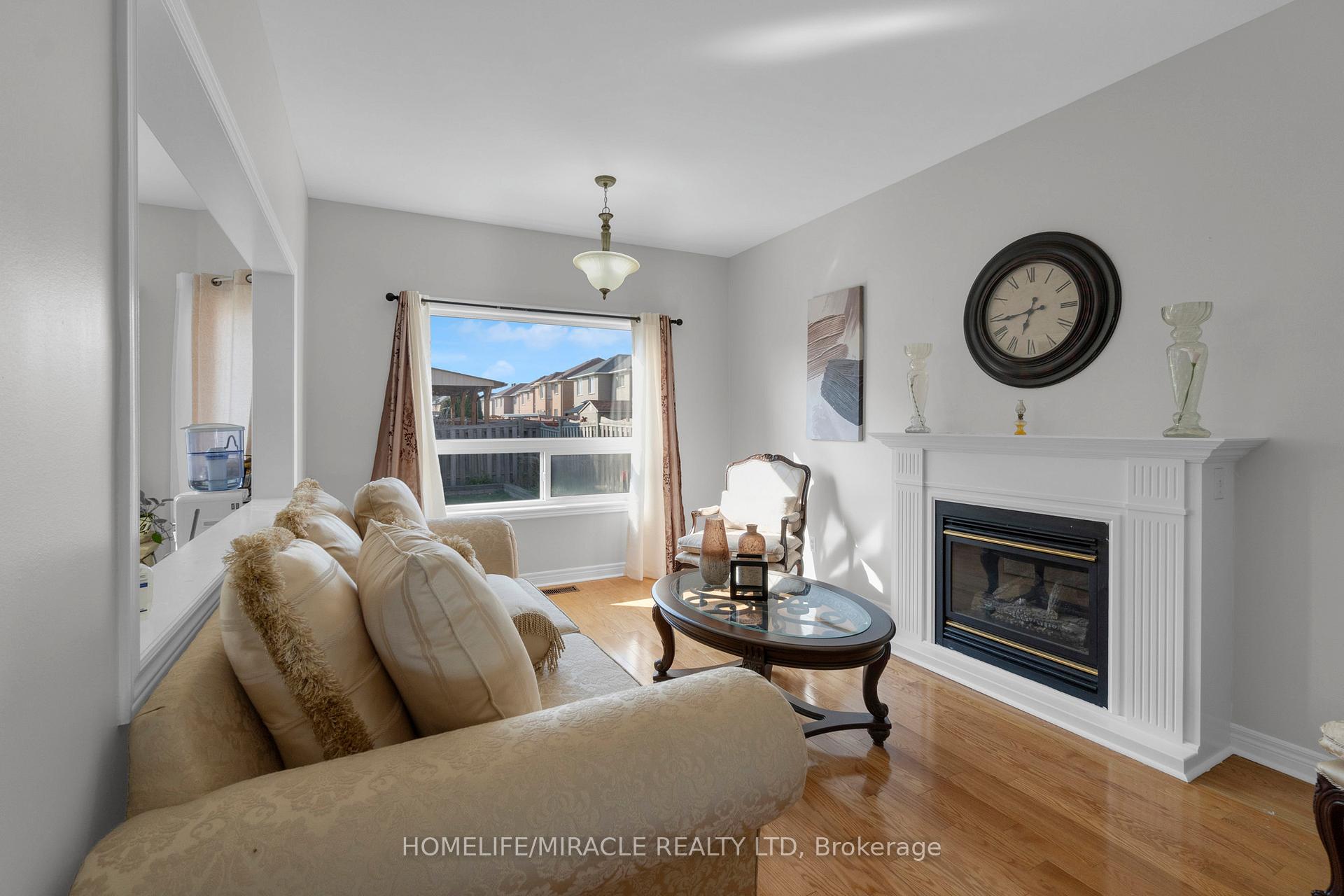 Photo 22 of 18 Hartwell Gate, Brampton, Sandringham-Wellington — HOMEH