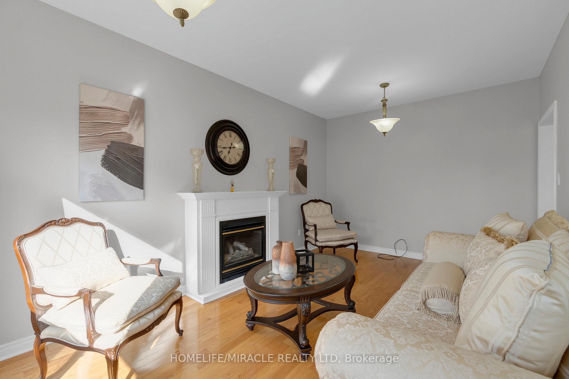 Photo 24 of 18 Hartwell Gate, Brampton, Sandringham-Wellington — HOMEH