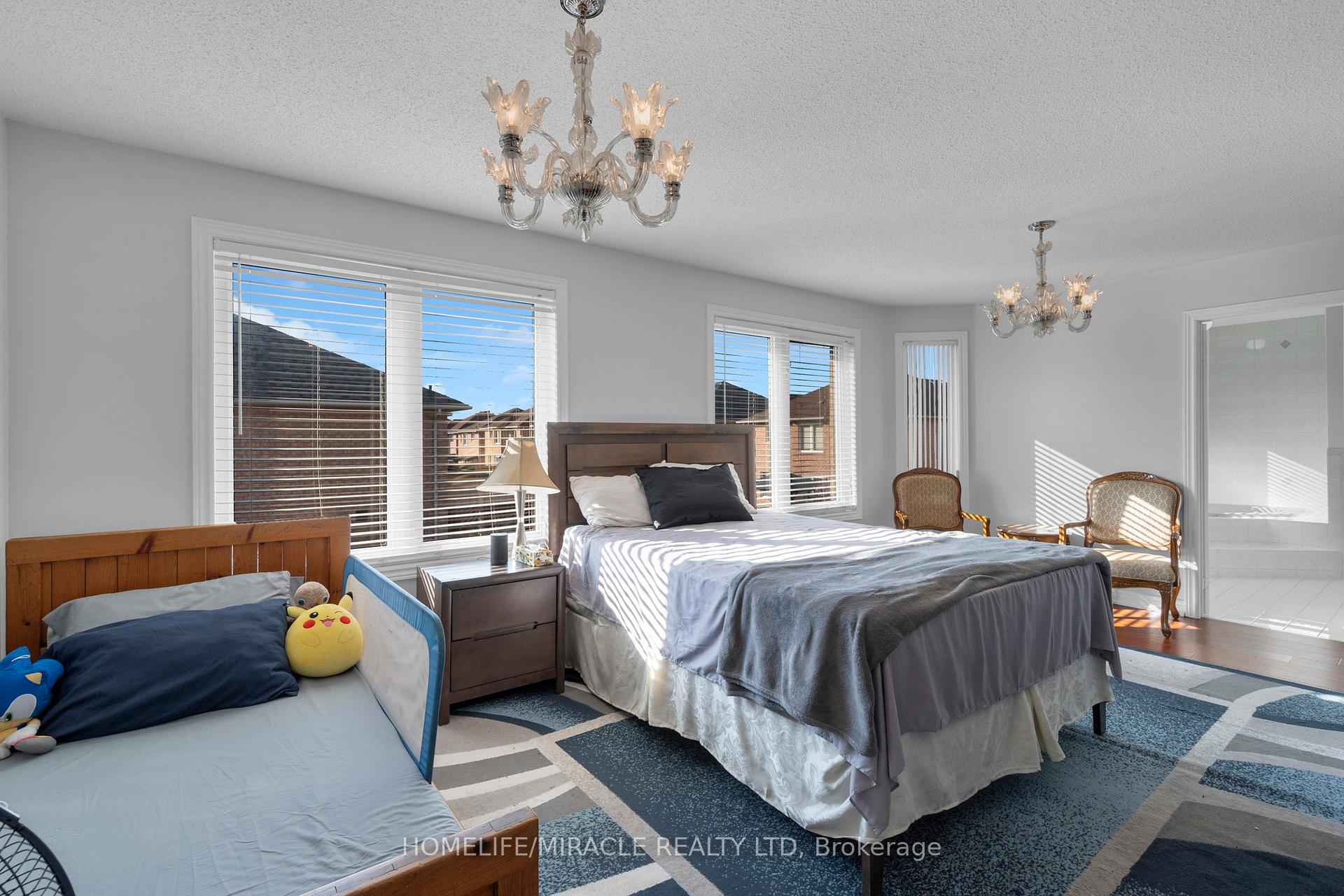 Photo 44 of 18 Hartwell Gate, Brampton, Sandringham-Wellington — HOMEH