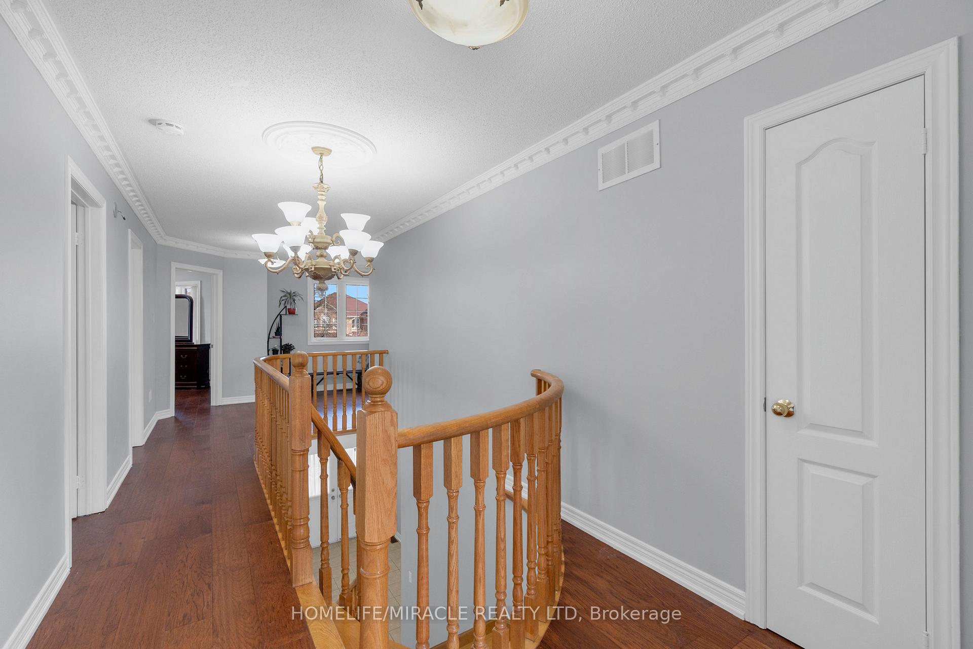 Photo 50 of 18 Hartwell Gate, Brampton, Sandringham-Wellington — HOMEH