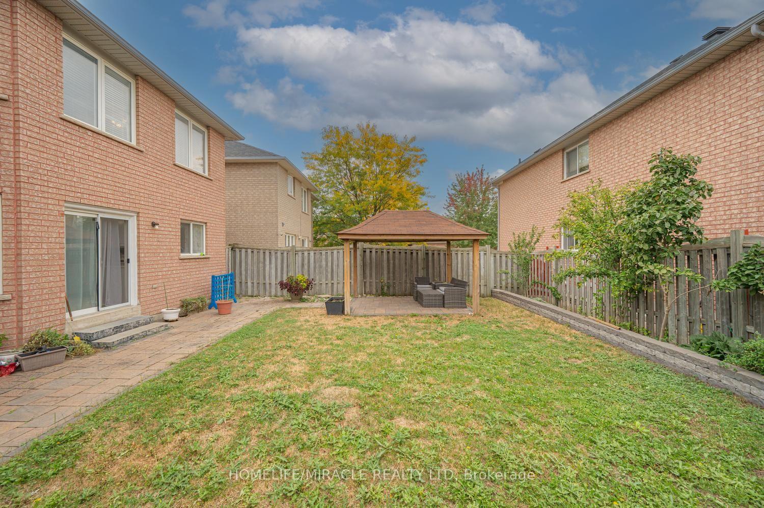 Photo 96 of 18 Hartwell Gate, Brampton, Sandringham-Wellington — HOMEH