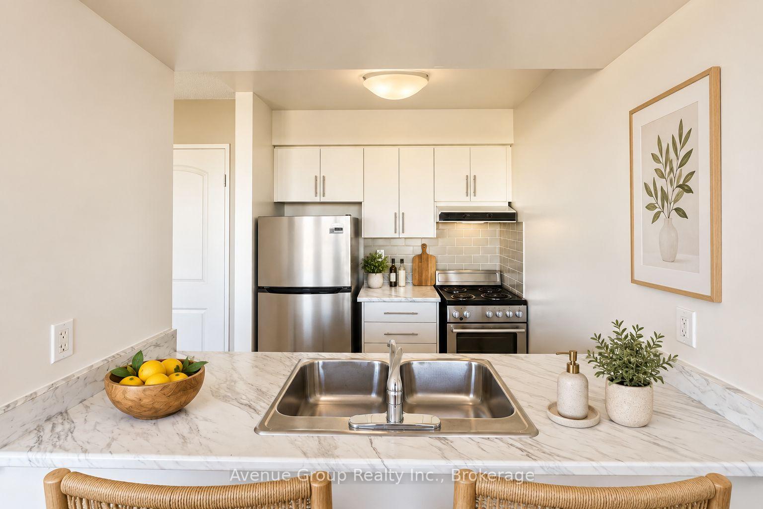 Photo 2 of Unit 304, 171 Main Street N, Brampton, Brampton North — HOMEH
