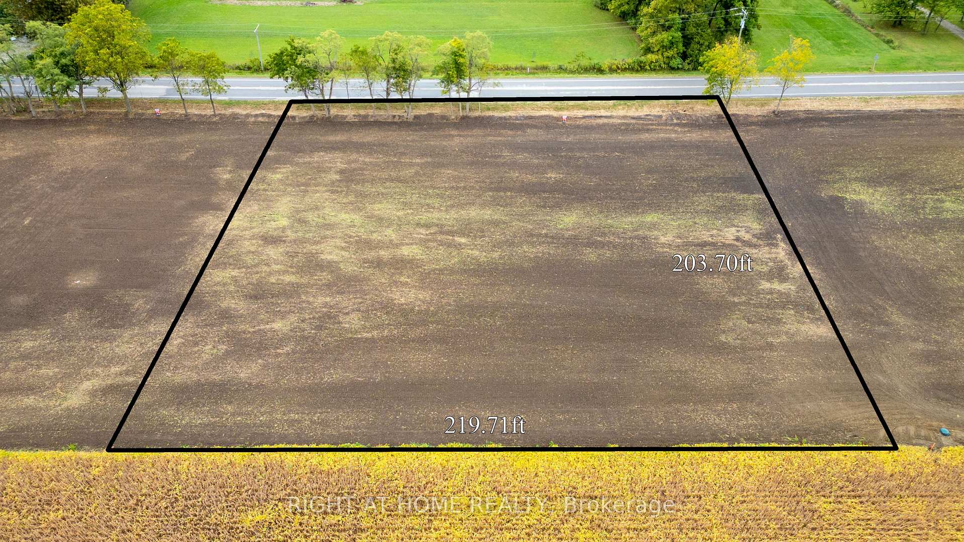 Photo 3 of 8033 Shiloh Line, Brooke-Alvinston, Brooke Alvinston — HOMEH