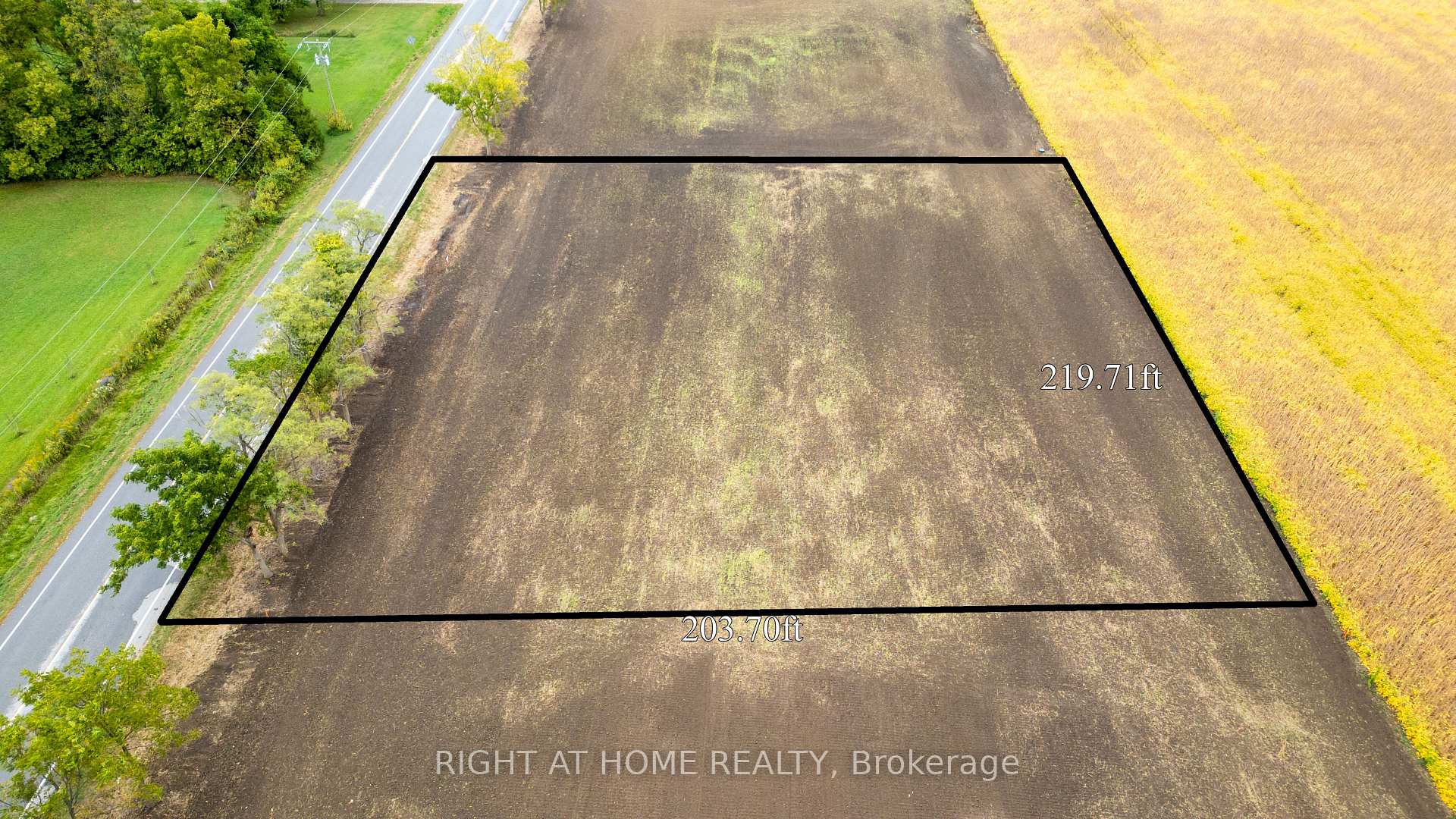 Photo 4 of 8033 Shiloh Line, Brooke-Alvinston, Brooke Alvinston — HOMEH