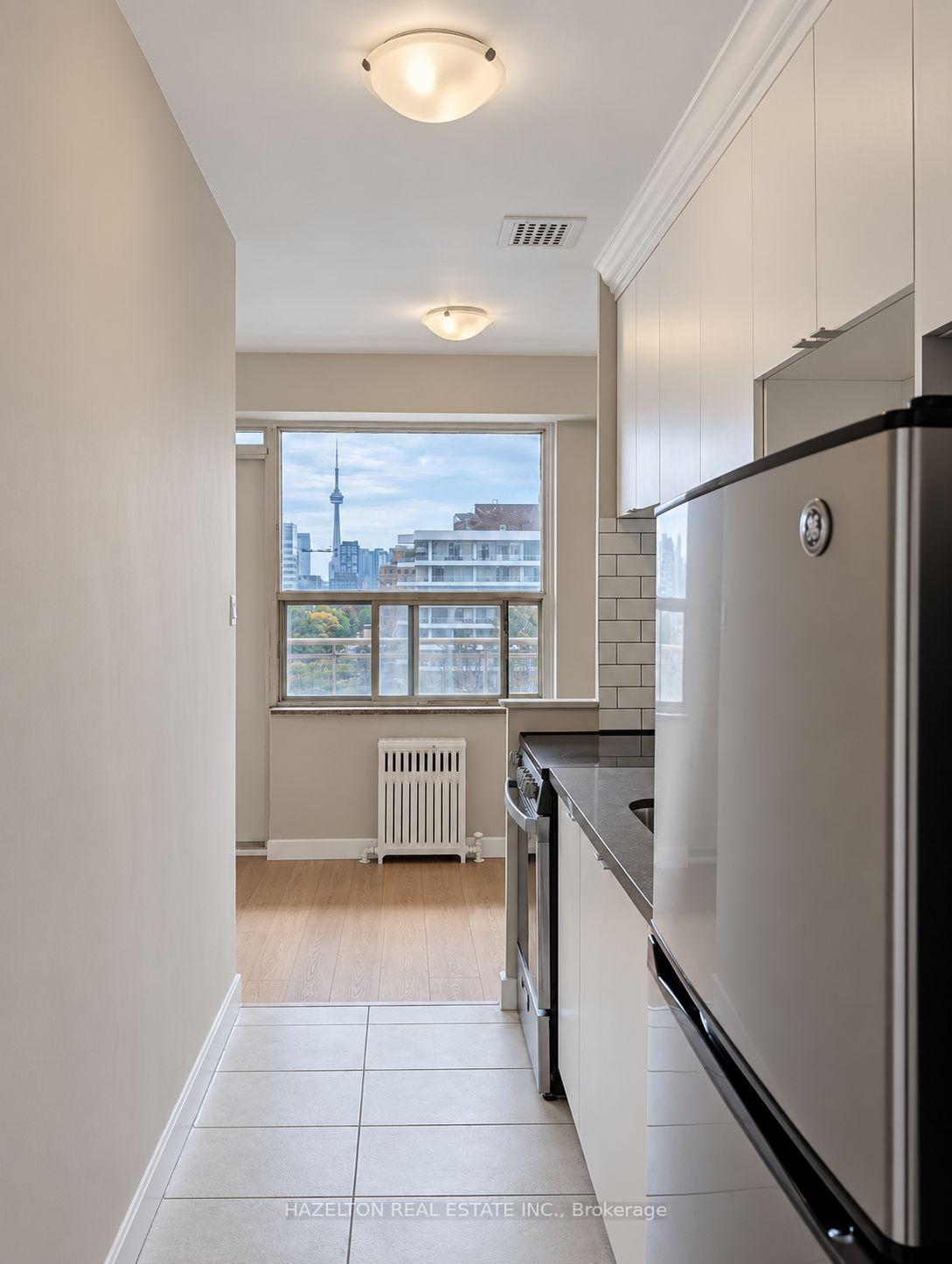 Photo 4 of Unit 901, 206 St George Street, Toronto, The Annex — HOMEH