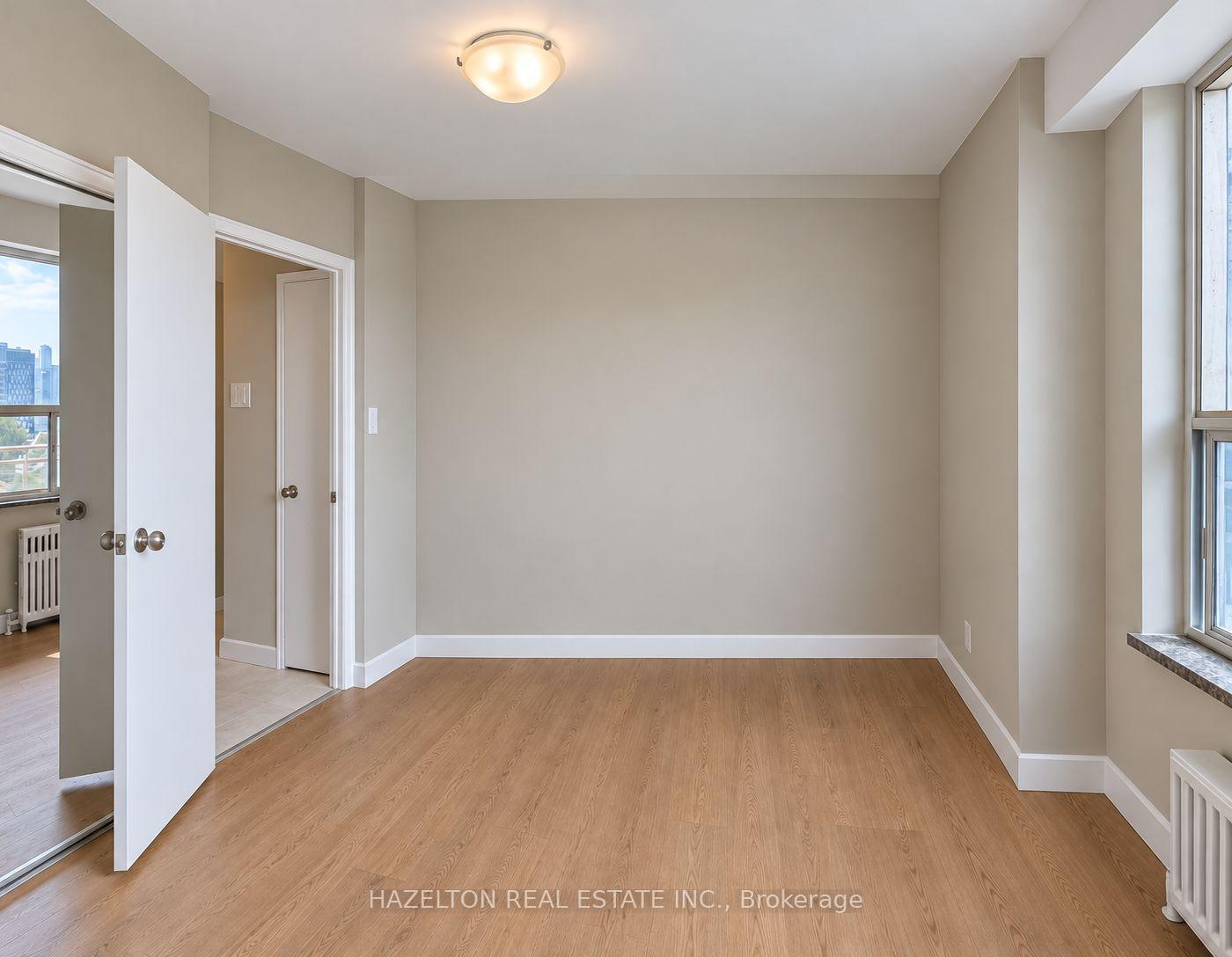 Photo 12 of Unit 901, 206 St George Street, Toronto, The Annex — HOMEH