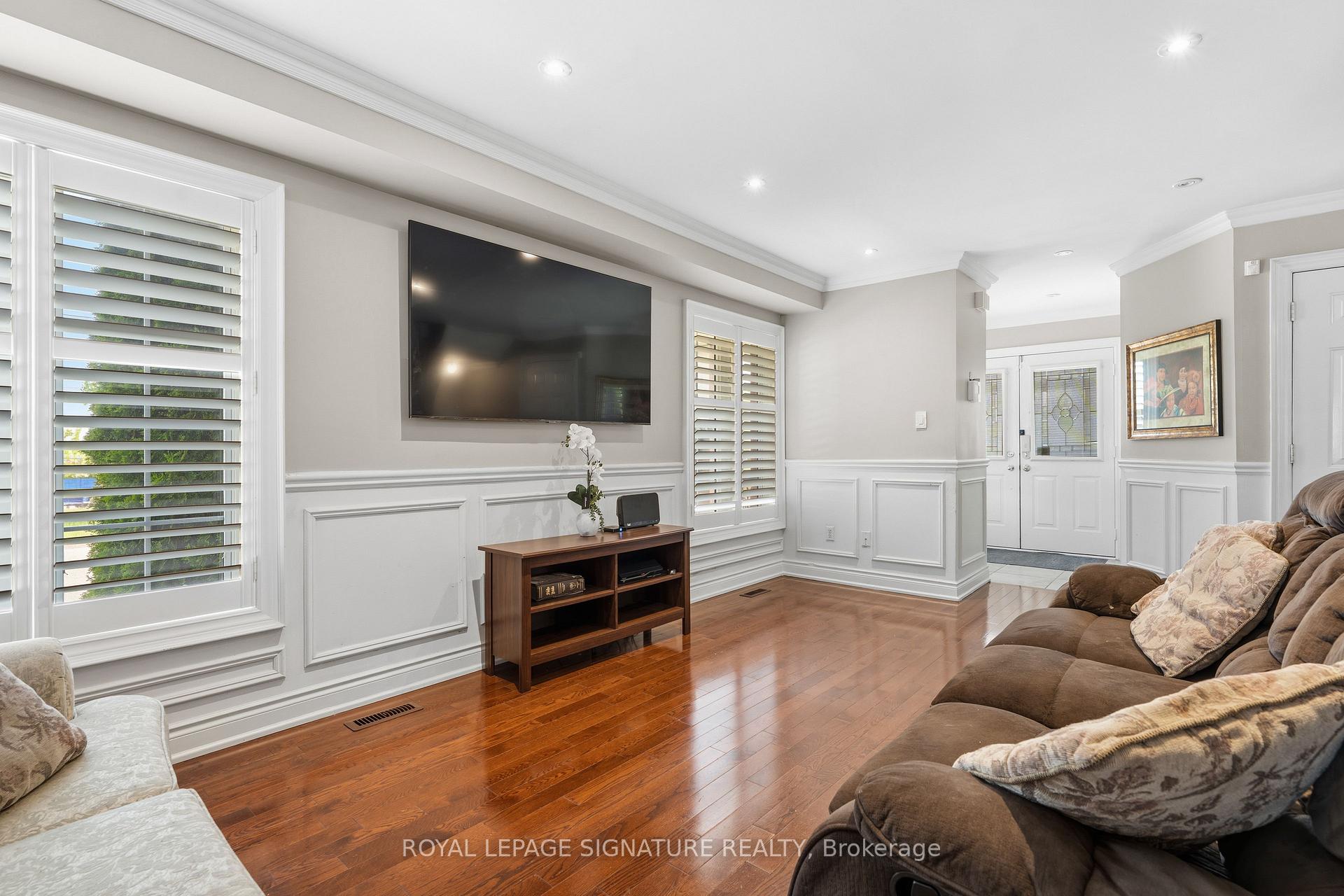 Photo 9 of 1 Holloway Road, Markham, Cedarwood — HOMEH