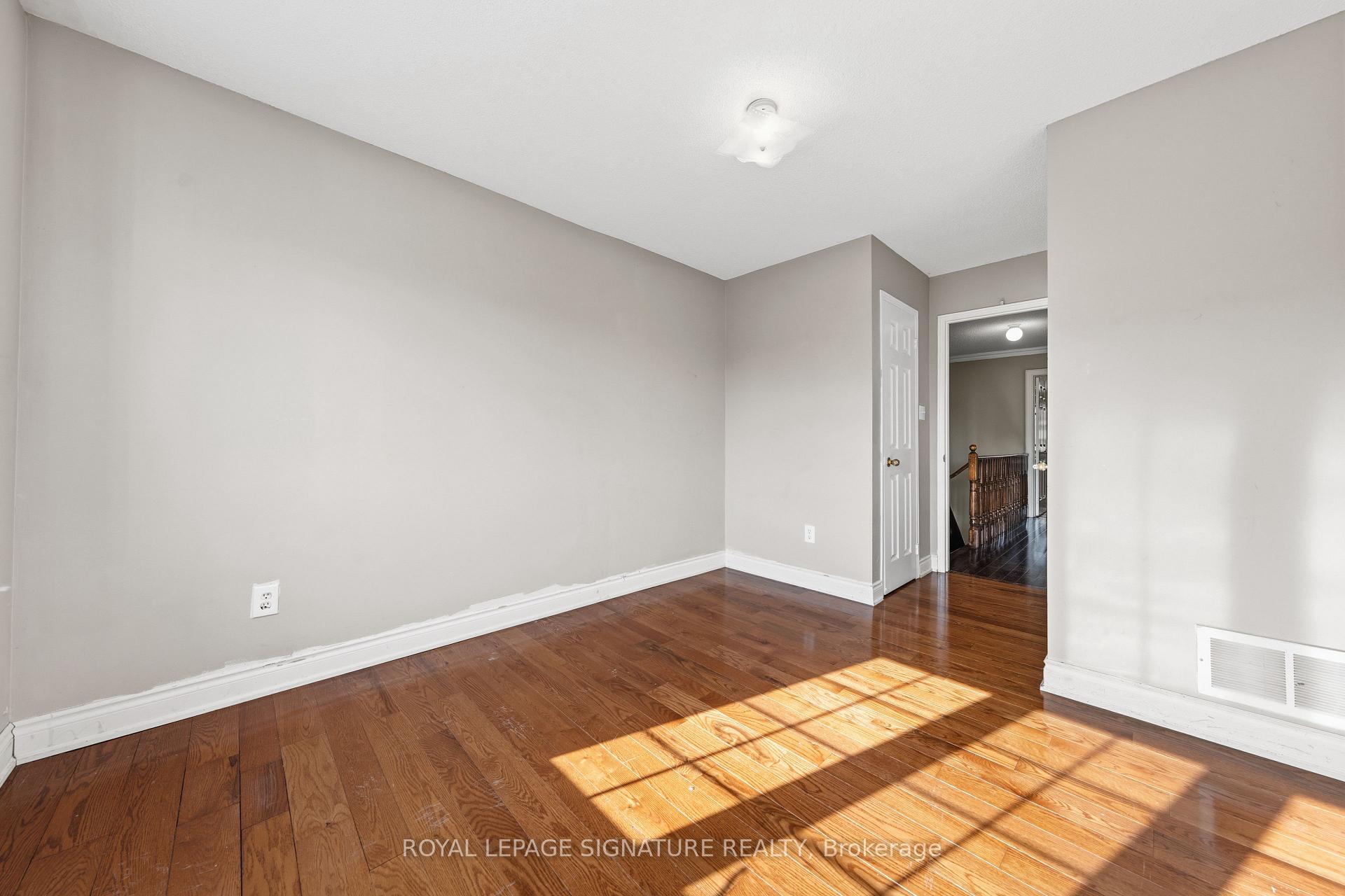 Photo 20 of 1 Holloway Road, Markham, Cedarwood — HOMEH