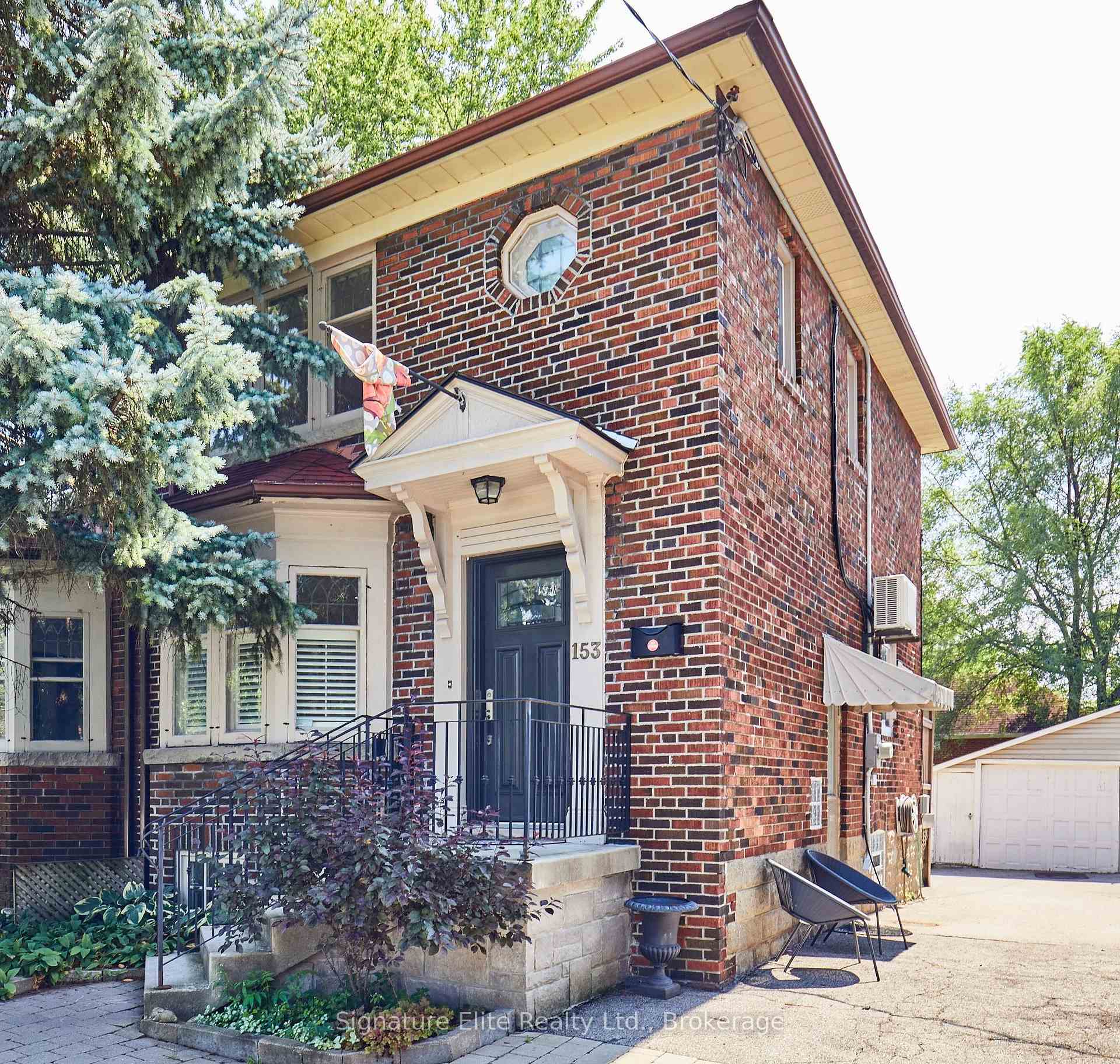 Photo 2 of 153 Parkhurst Boulevard, Toronto, Leaside — HOMEH