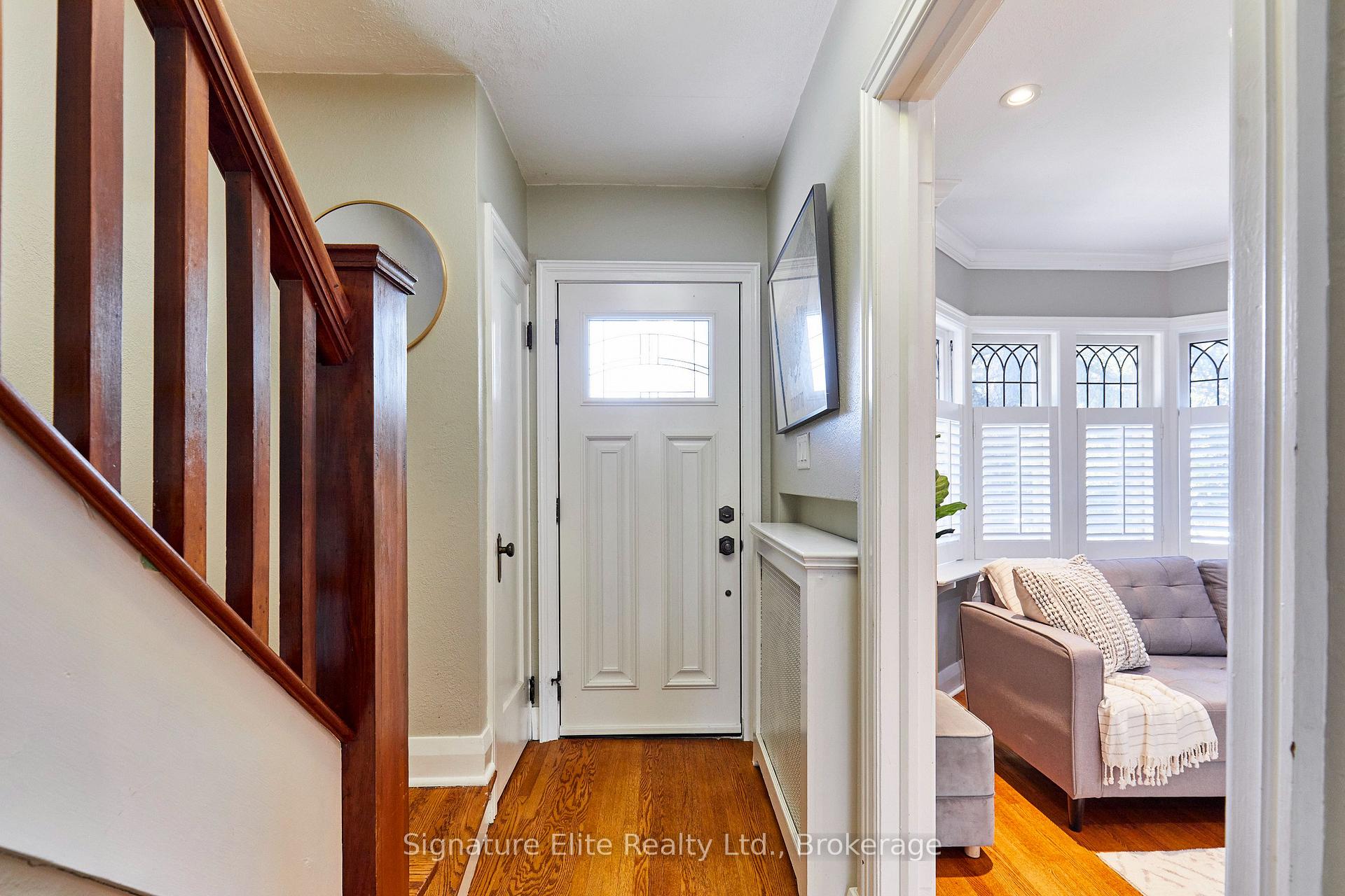 Photo 3 of 153 Parkhurst Boulevard, Toronto, Leaside — HOMEH