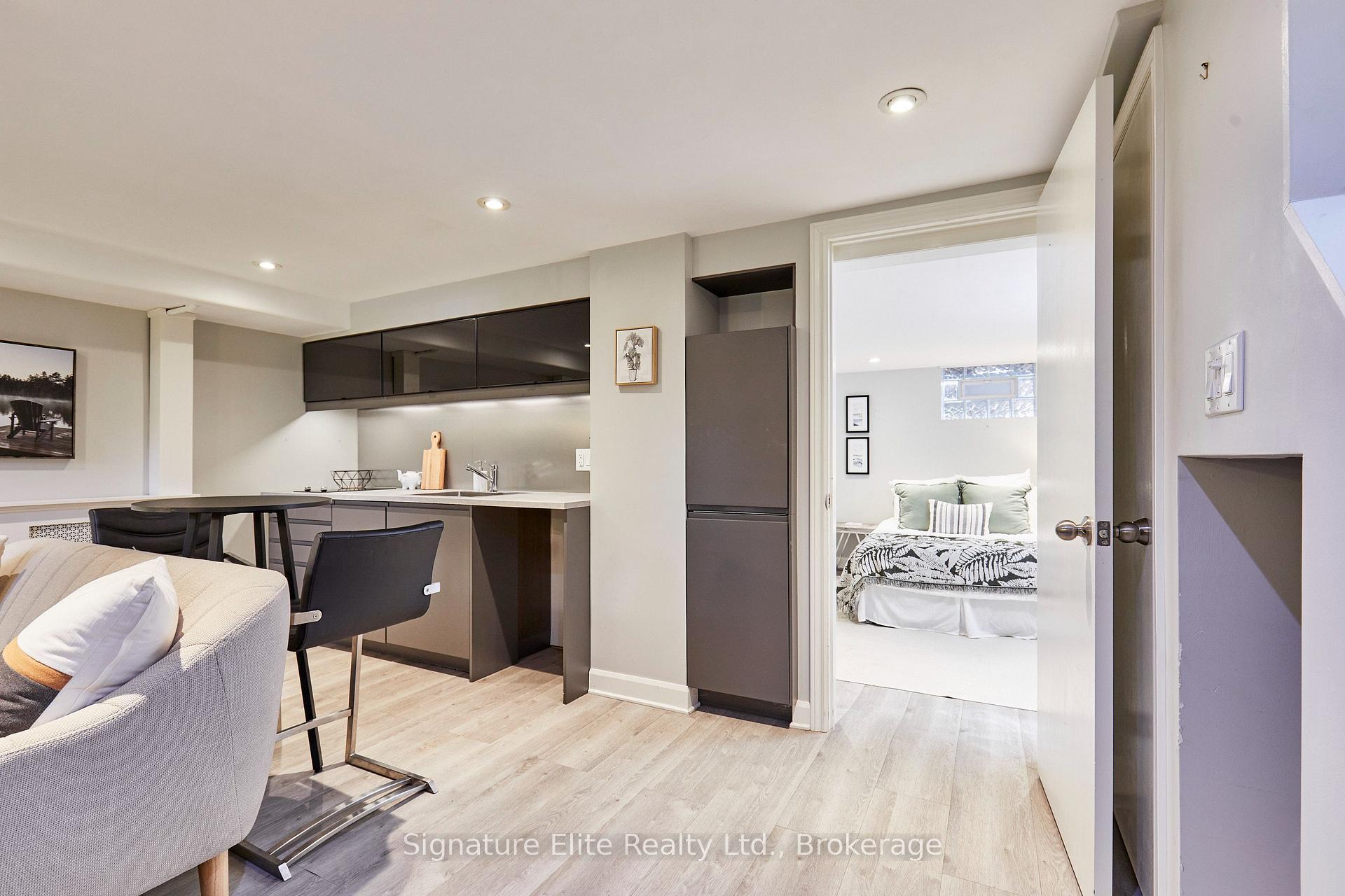Photo 17 of 153 Parkhurst Boulevard, Toronto, Leaside — HOMEH