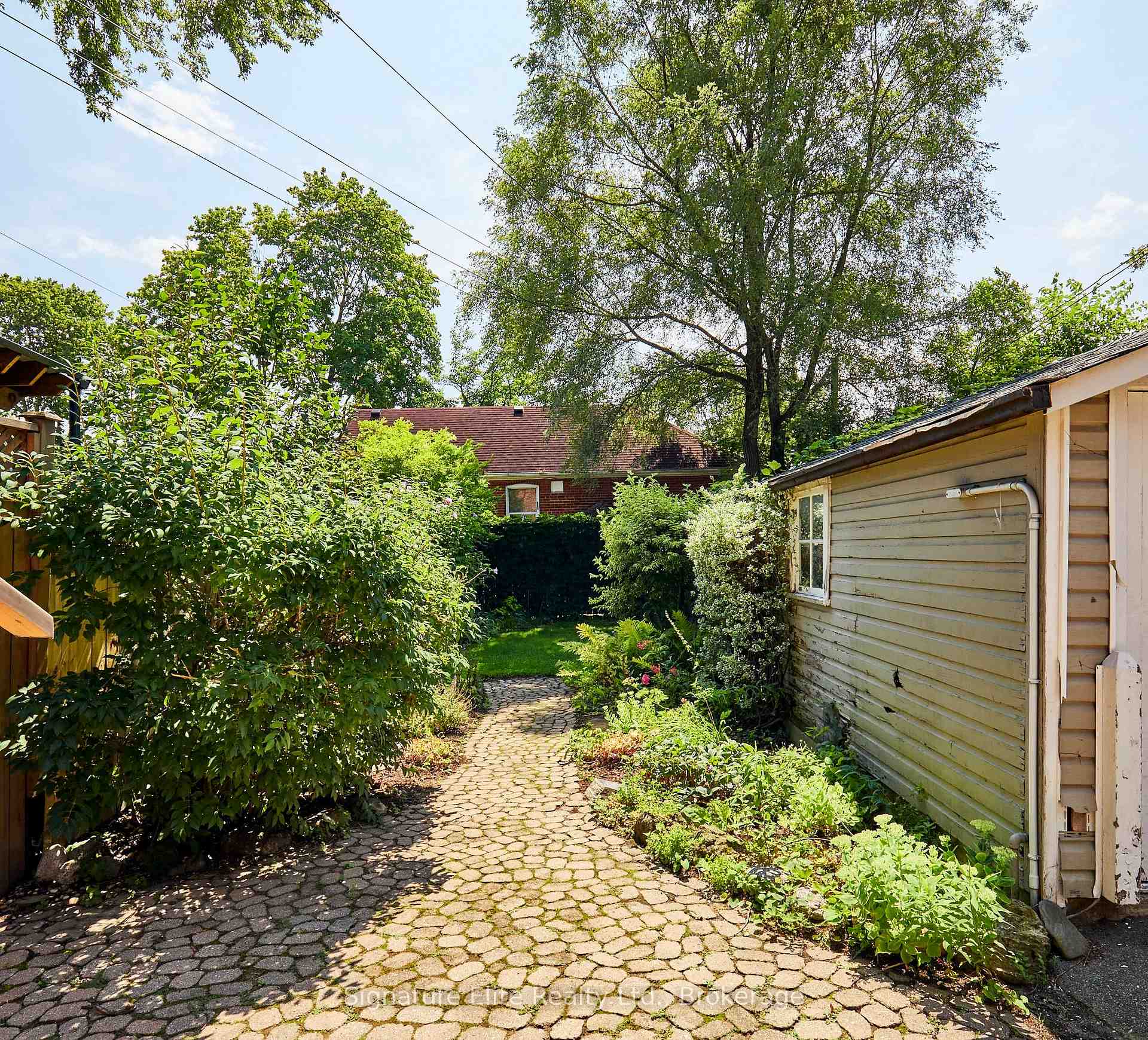 Photo 26 of 153 Parkhurst Boulevard, Toronto, Leaside — HOMEH