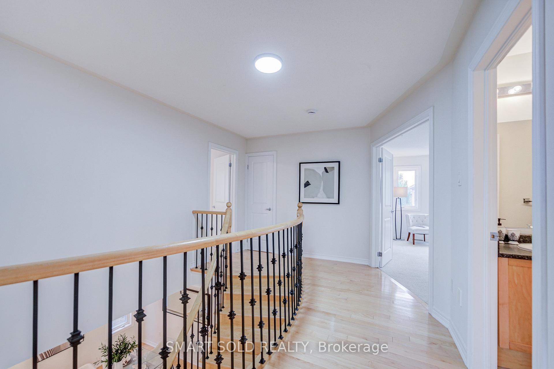Photo 31 of 47 Township Avenue, Richmond Hill, Jefferson — HOMEH