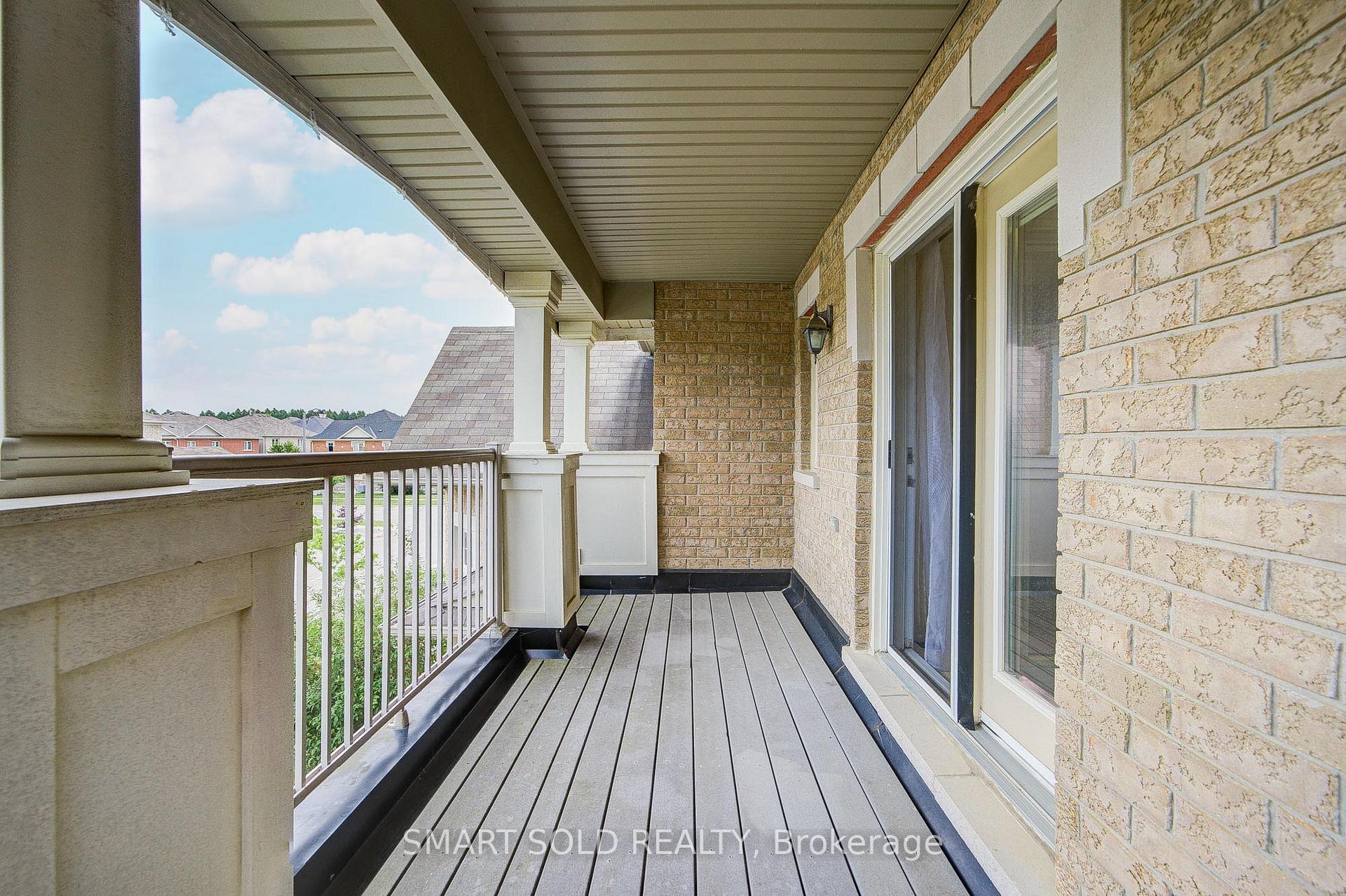 Photo 46 of 47 Township Avenue, Richmond Hill, Jefferson — HOMEH