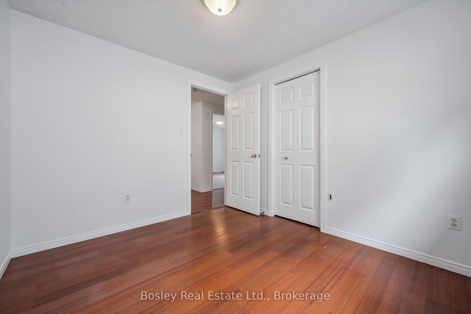 Photo 22 of 4 Hayward Crescent, Guelph, Clairfields/Hanlon Business Park — HOMEH
