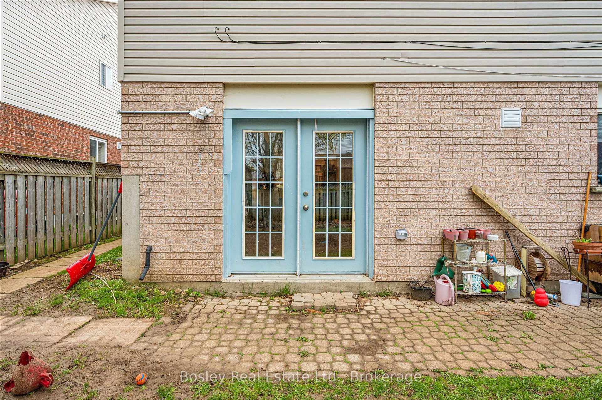 Photo 27 of 4 Hayward Crescent, Guelph, Clairfields/Hanlon Business Park — HOMEH