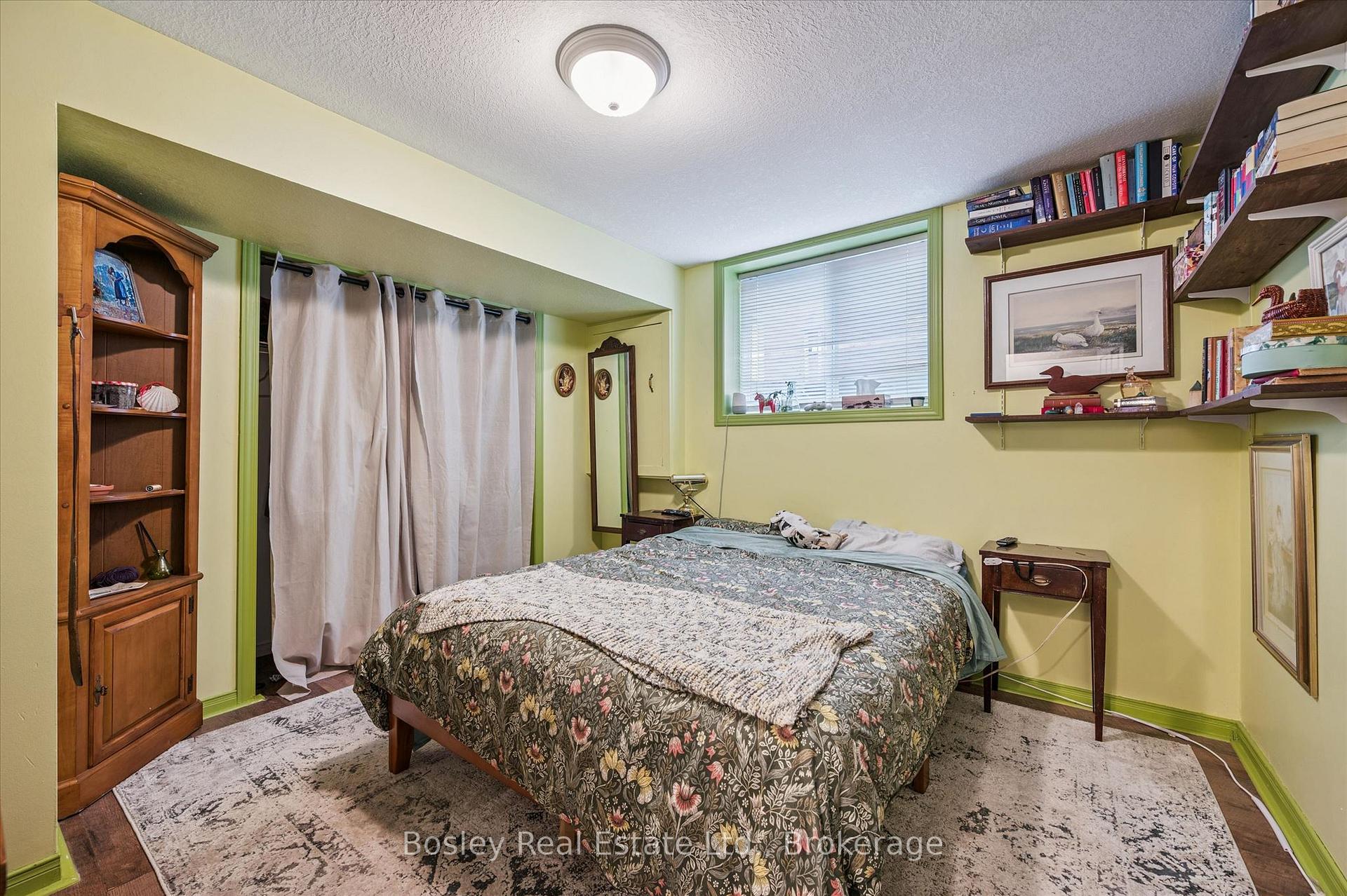 Photo 39 of 4 Hayward Crescent, Guelph, Clairfields/Hanlon Business Park — HOMEH