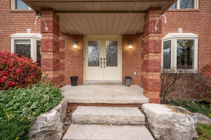 Photo 7 of 13 Mckee Drive, Caledon, Caledon East — HOMEH