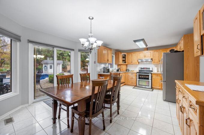 Photo 16 of 13 Mckee Drive, Caledon, Caledon East — HOMEH