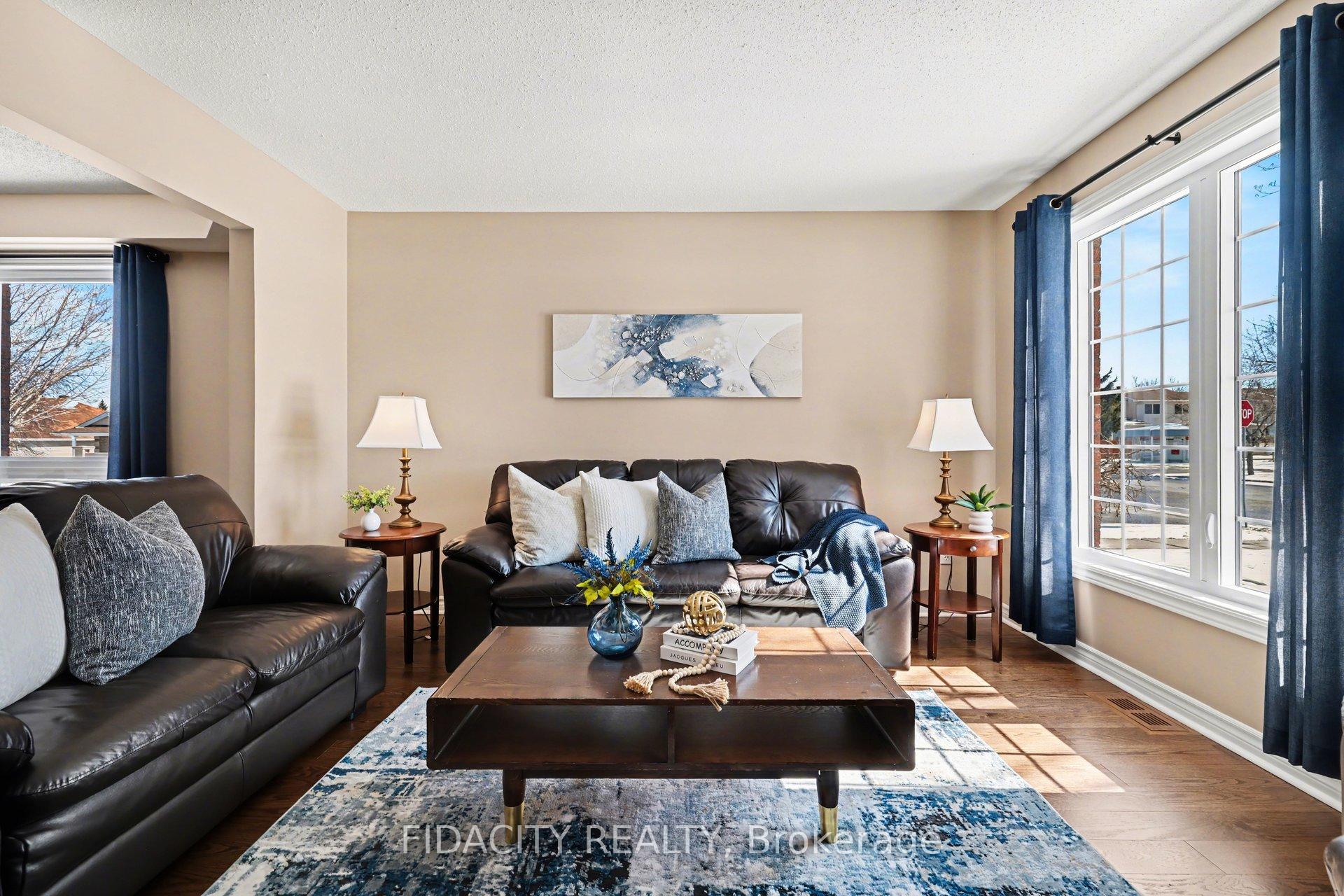 Photo 5 of 21 West Ridge Drive, Ottawa, Stittsville (Central) — HOMEH