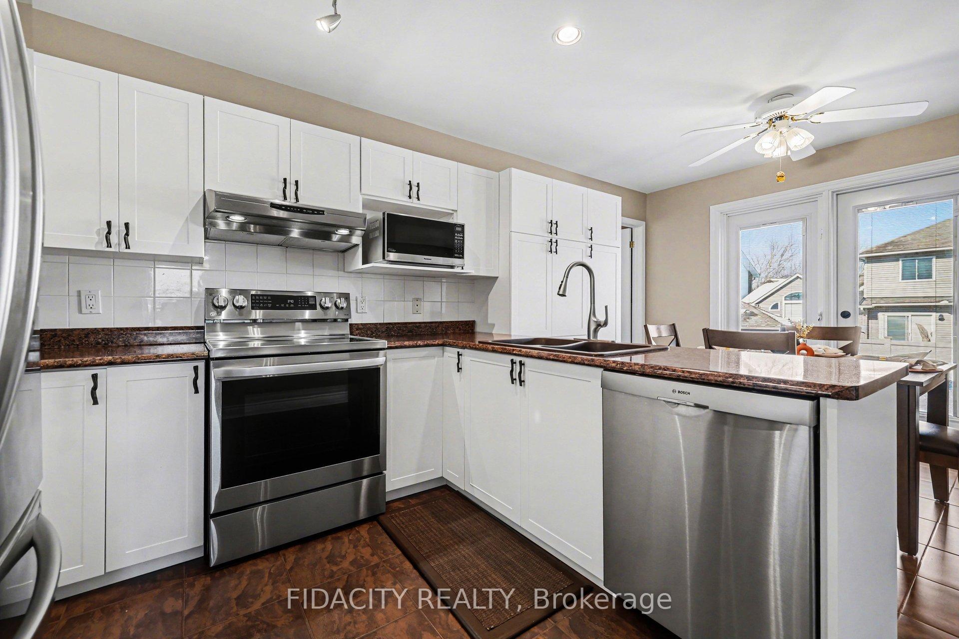 Photo 10 of 21 West Ridge Drive, Ottawa, Stittsville (Central) — HOMEH