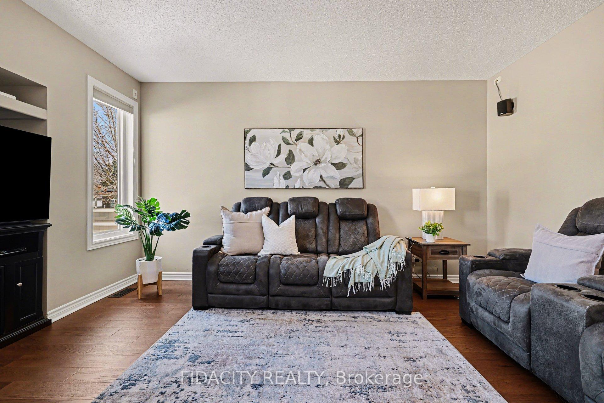 Photo 14 of 21 West Ridge Drive, Ottawa, Stittsville (Central) — HOMEH
