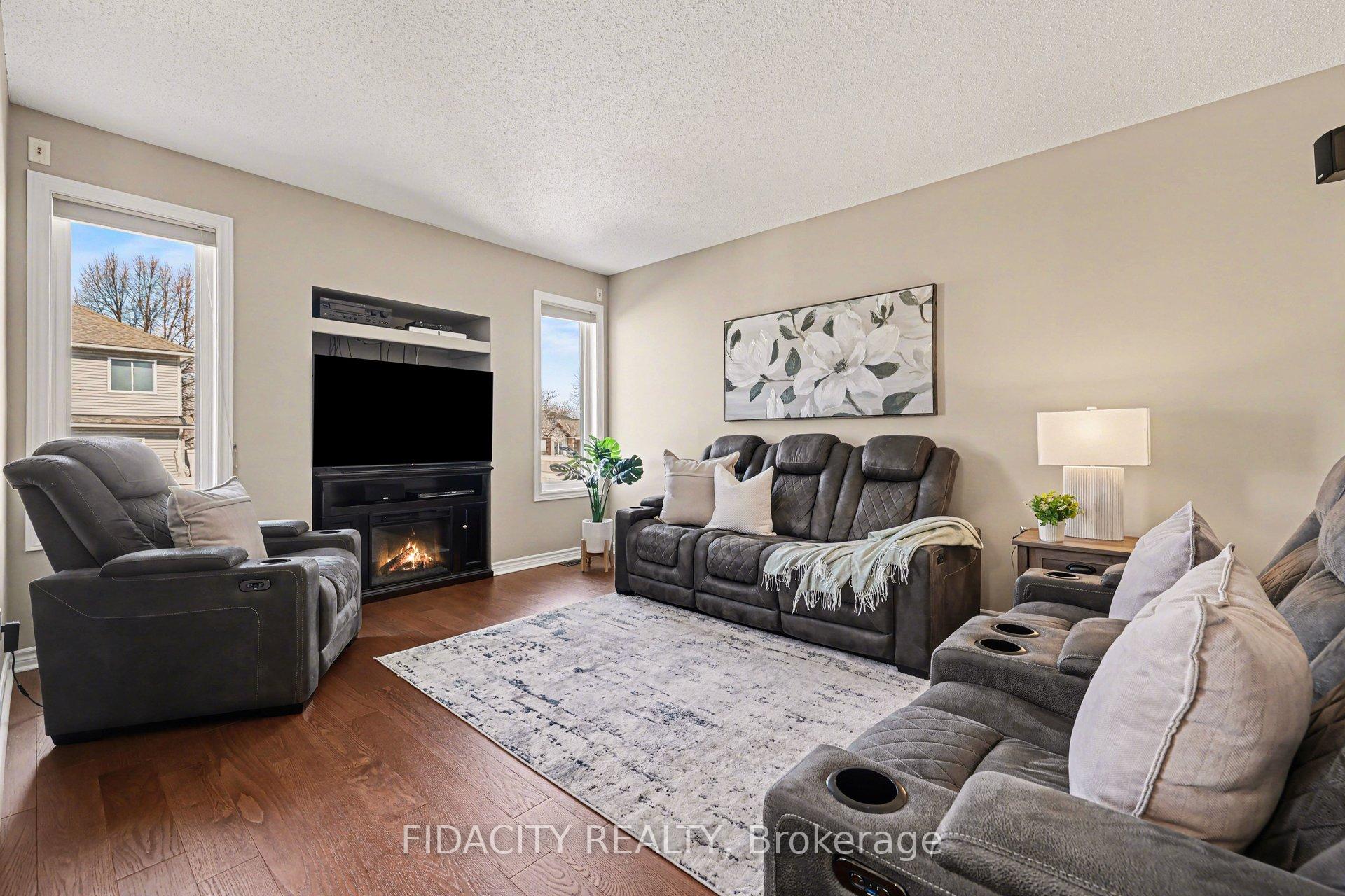 Photo 15 of 21 West Ridge Drive, Ottawa, Stittsville (Central) — HOMEH