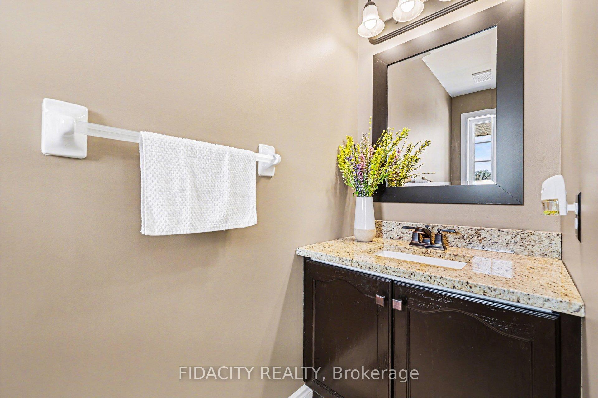 Photo 17 of 21 West Ridge Drive, Ottawa, Stittsville (Central) — HOMEH