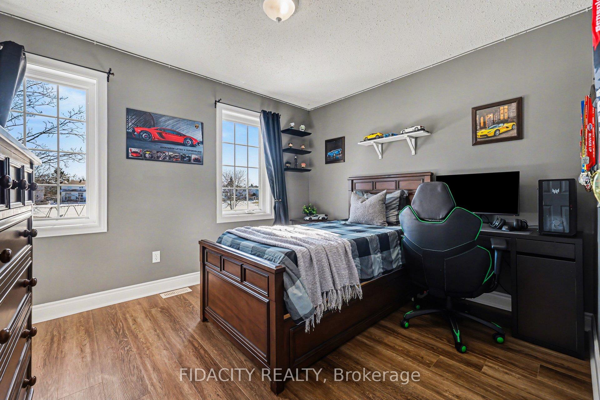 Photo 23 of 21 West Ridge Drive, Ottawa, Stittsville (Central) — HOMEH