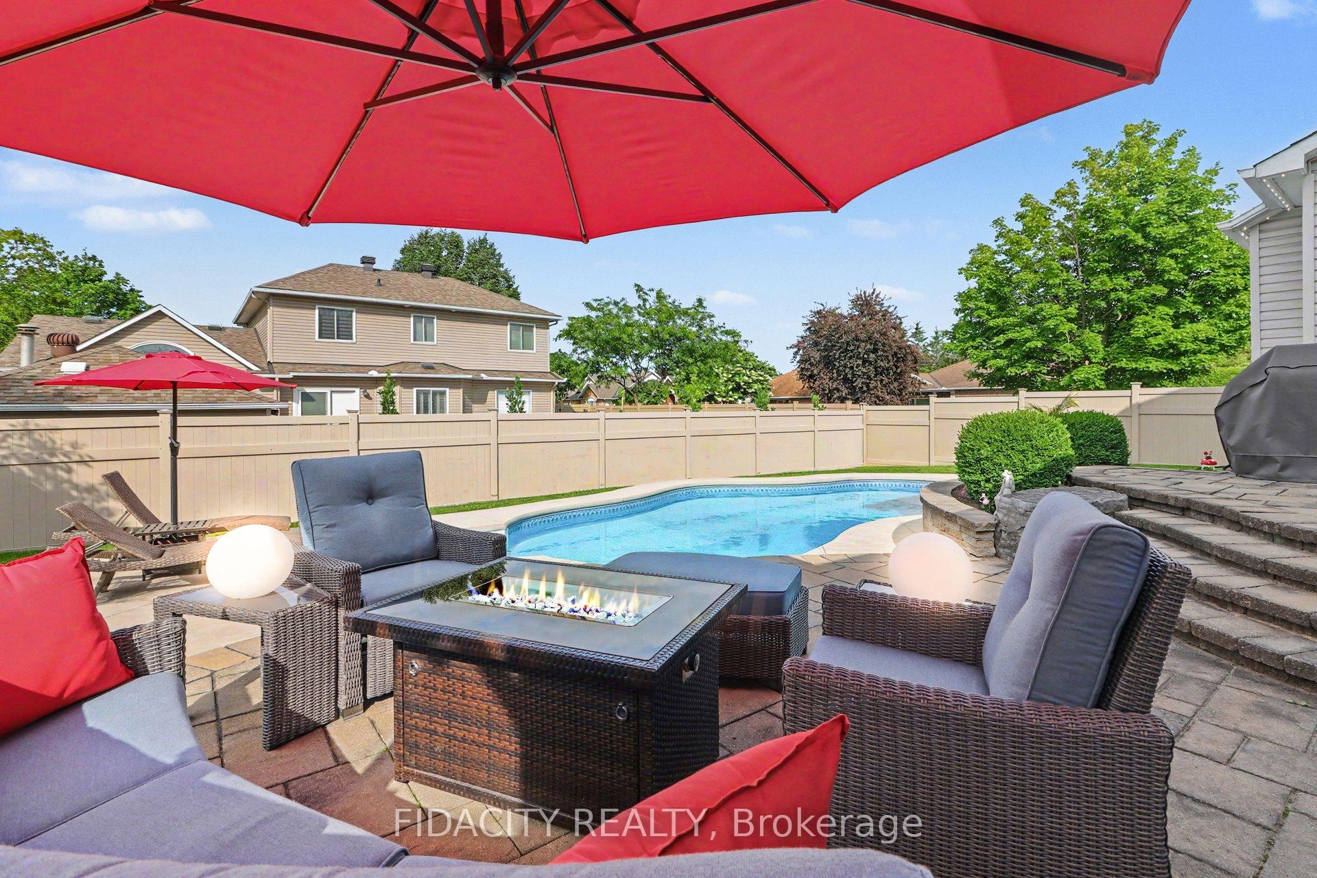 Photo 33 of 21 West Ridge Drive, Ottawa, Stittsville (Central) — HOMEH