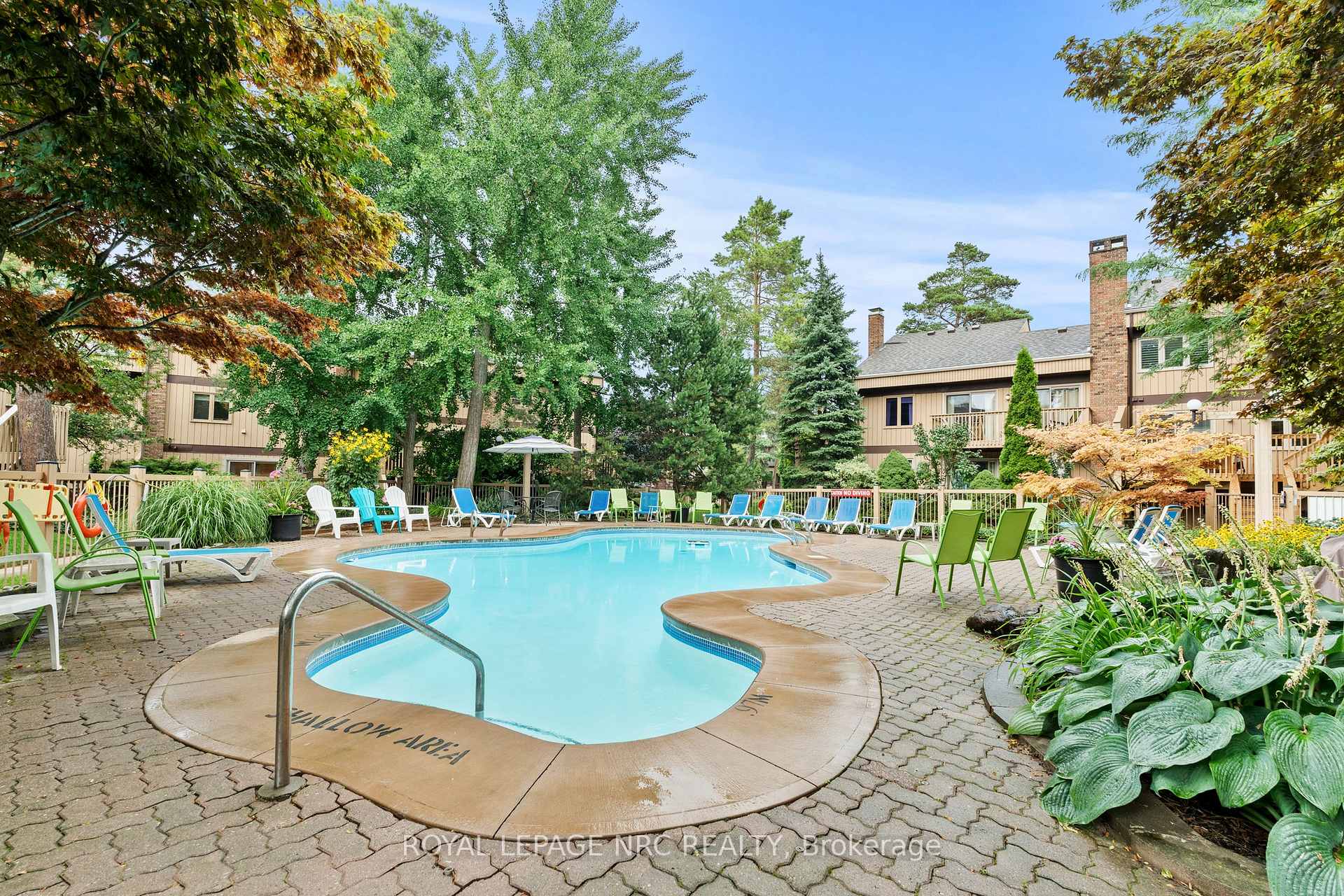 Photo 5 of Unit 15, 178 Scott Street, St. Catharines, Fairview — HOMEH