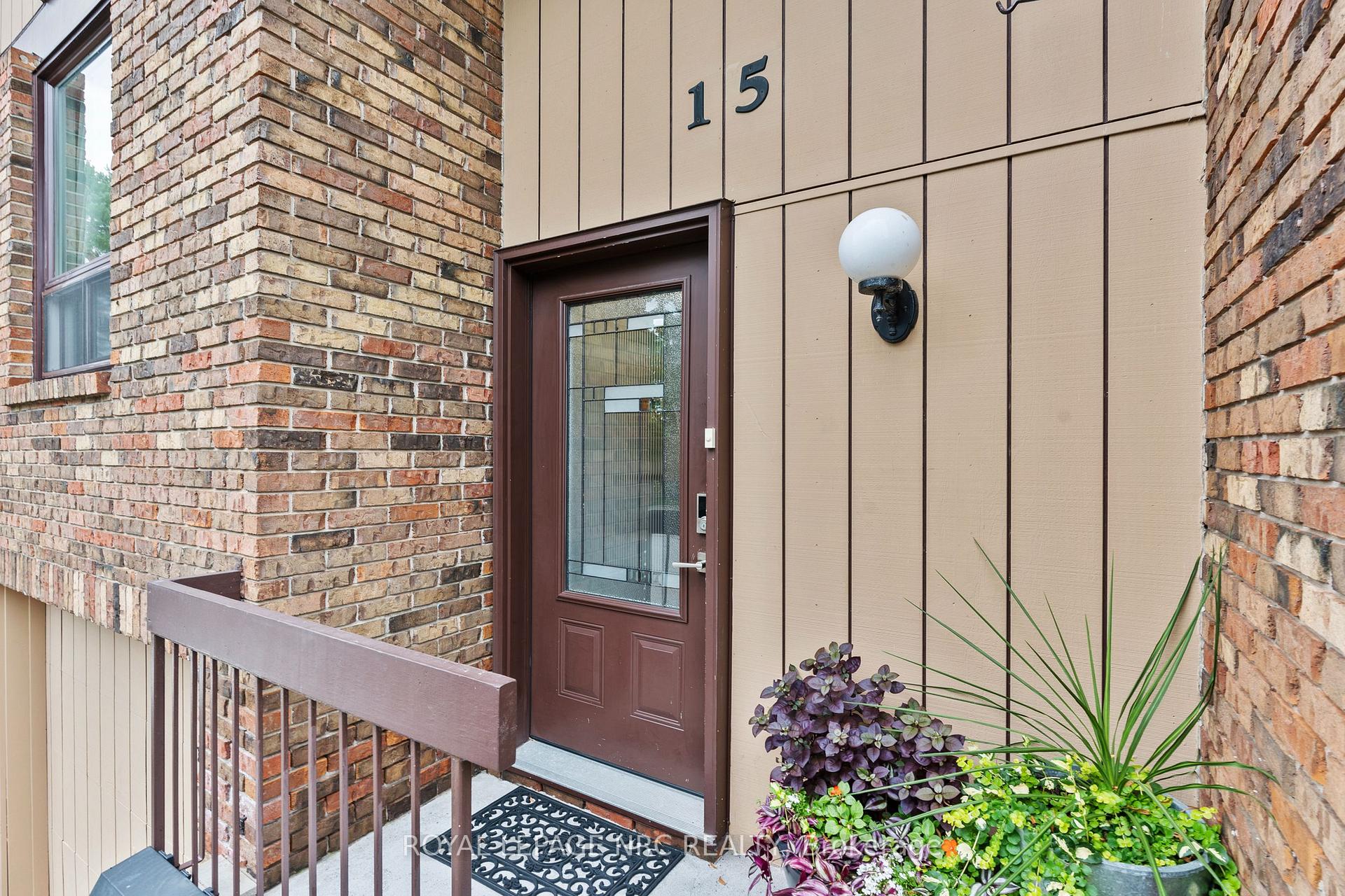 Photo 6 of Unit 15, 178 Scott Street, St. Catharines, Fairview — HOMEH