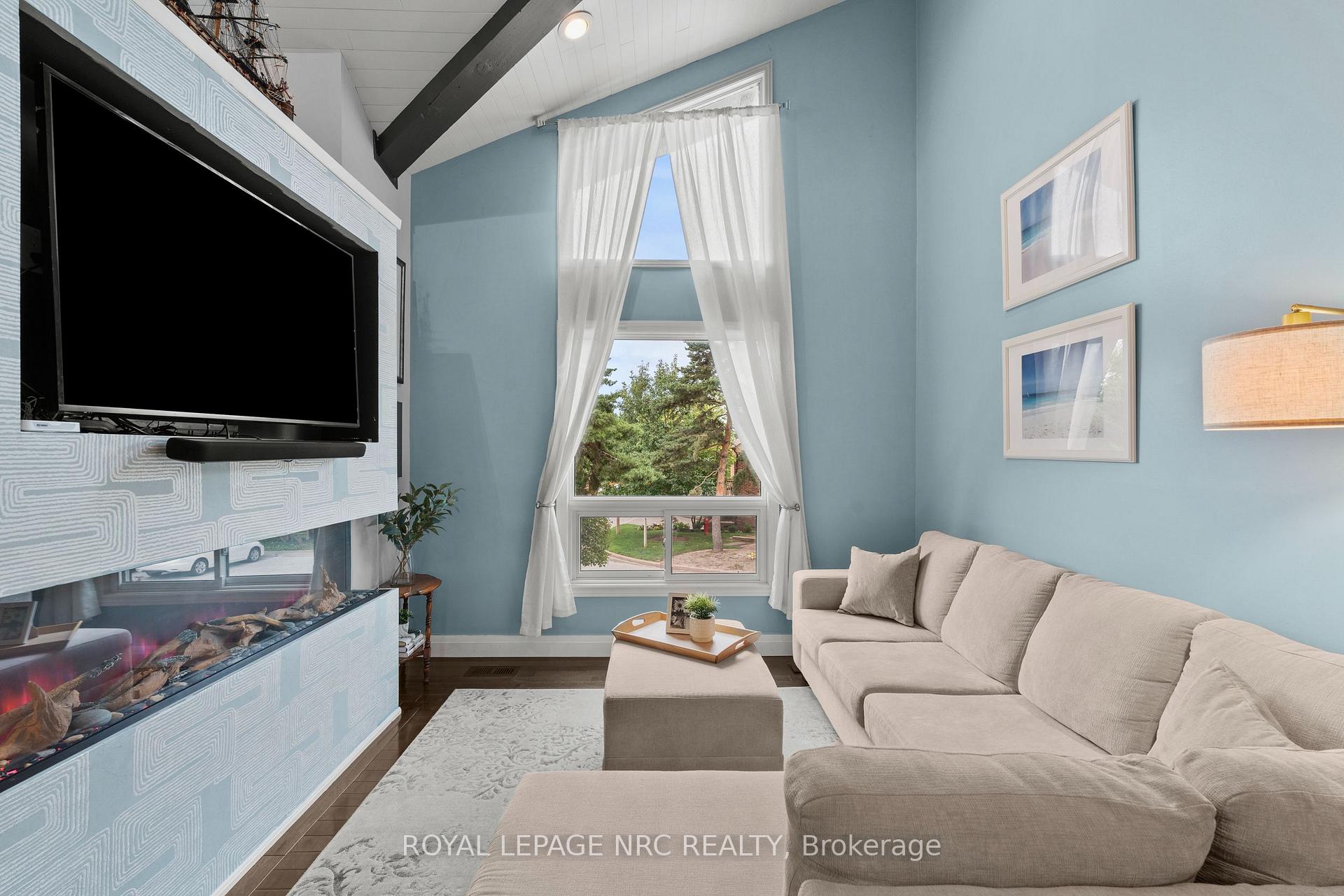 Photo 11 of Unit 15, 178 Scott Street, St. Catharines, Fairview — HOMEH