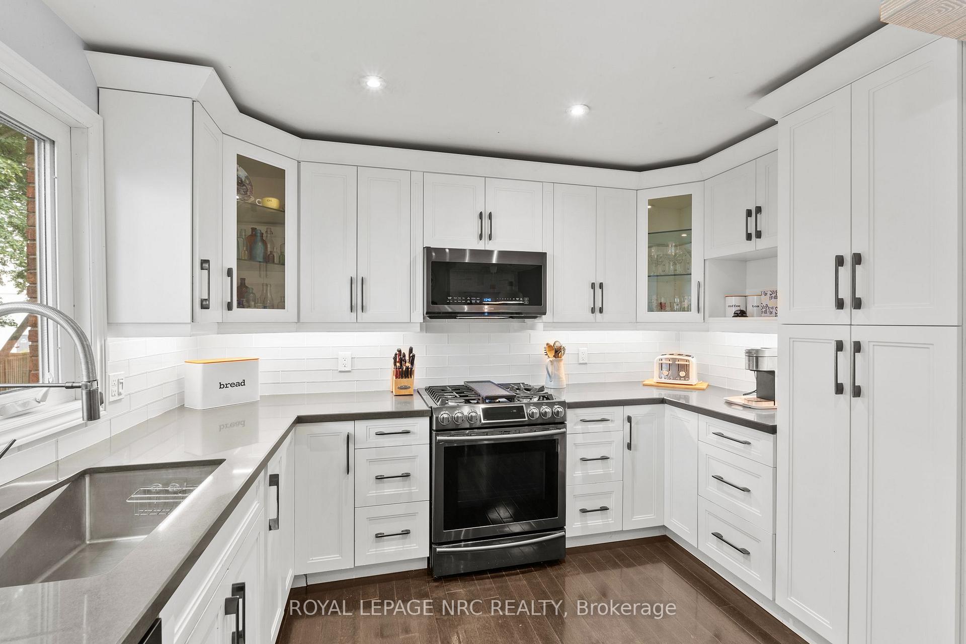 Photo 19 of Unit 15, 178 Scott Street, St. Catharines, Fairview — HOMEH
